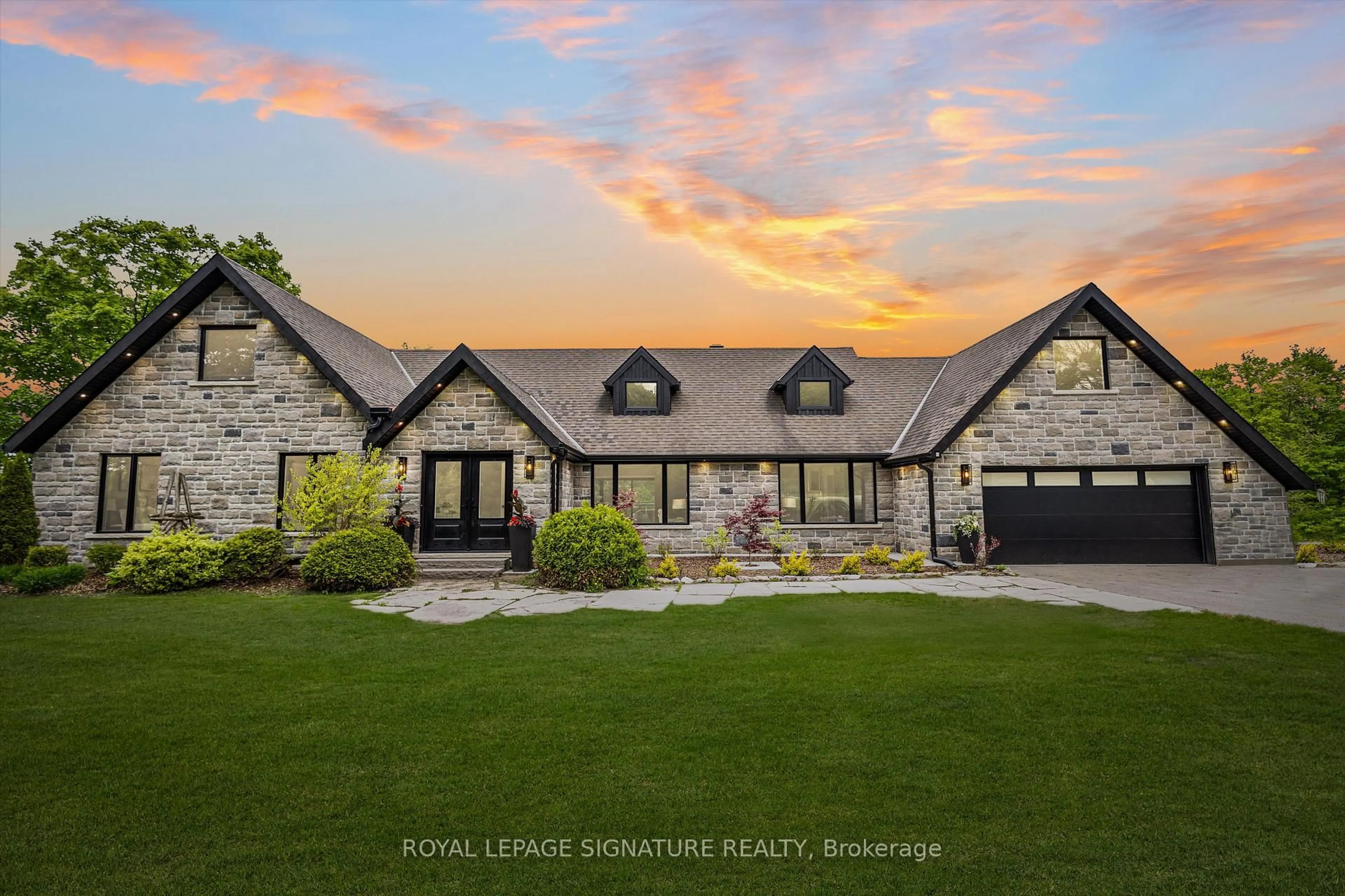 Home with brick exterior material, mountain view for 16455 11th Concession, King Ontario L0G 1T0