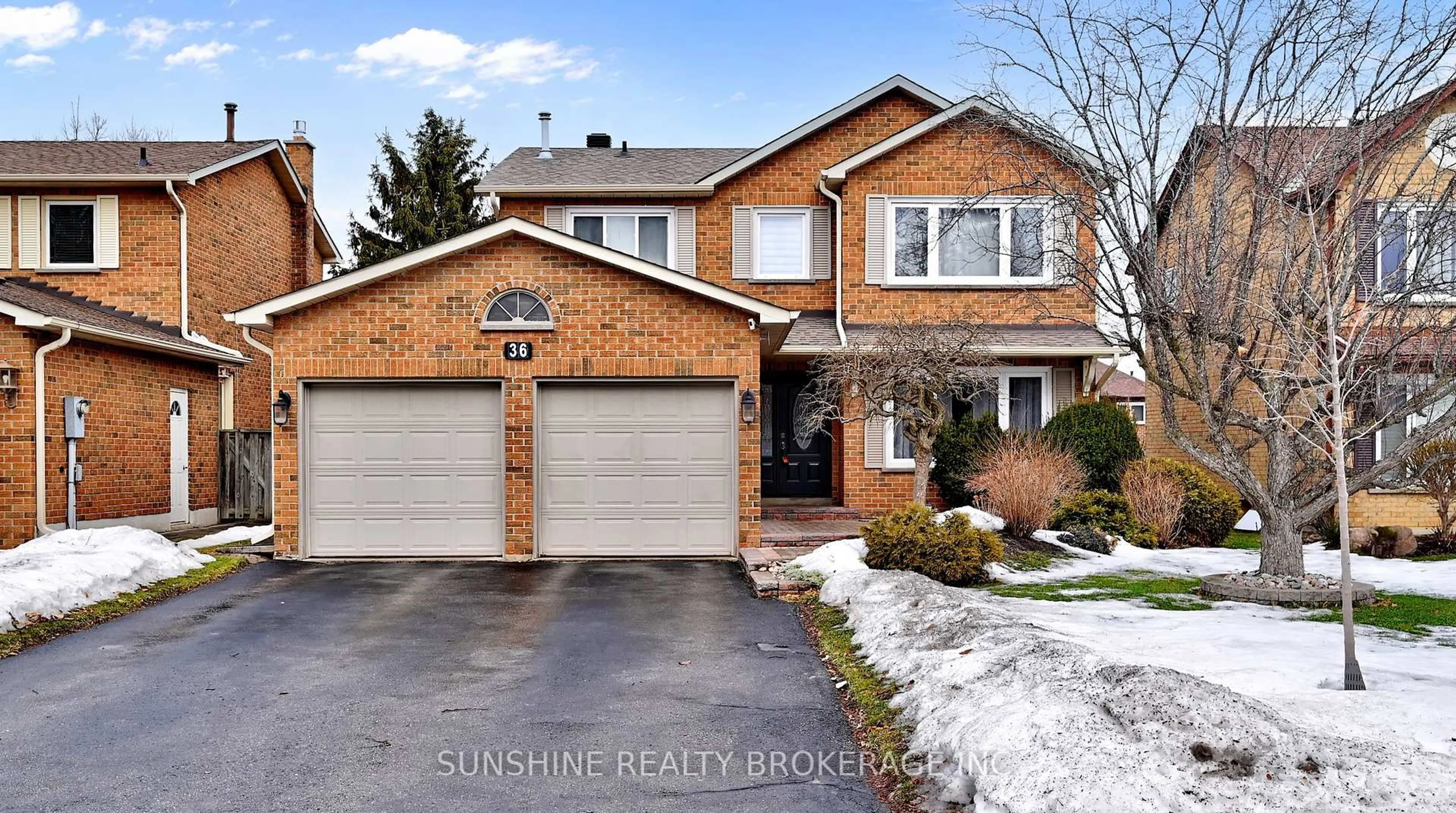 Home with brick exterior material, street for 36 Hemlock Dr, Markham Ontario L3P 4M6