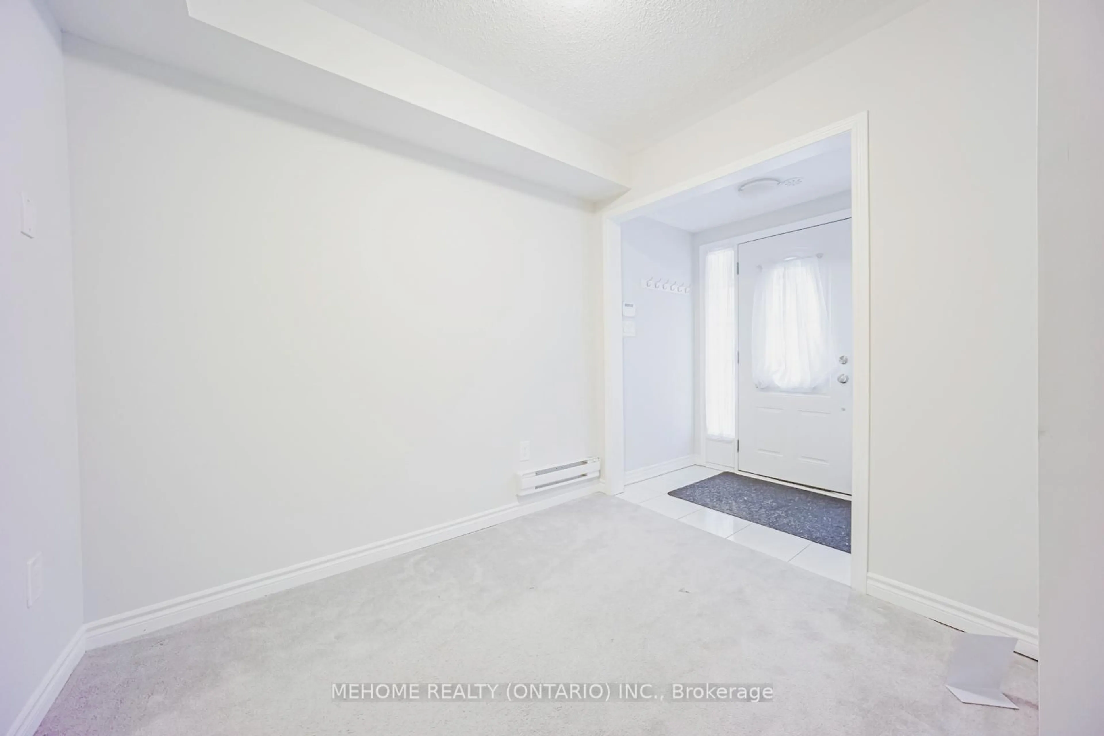 A pic of a room for 10 Stocks Lane, Aurora Ontario L4G 0Y2