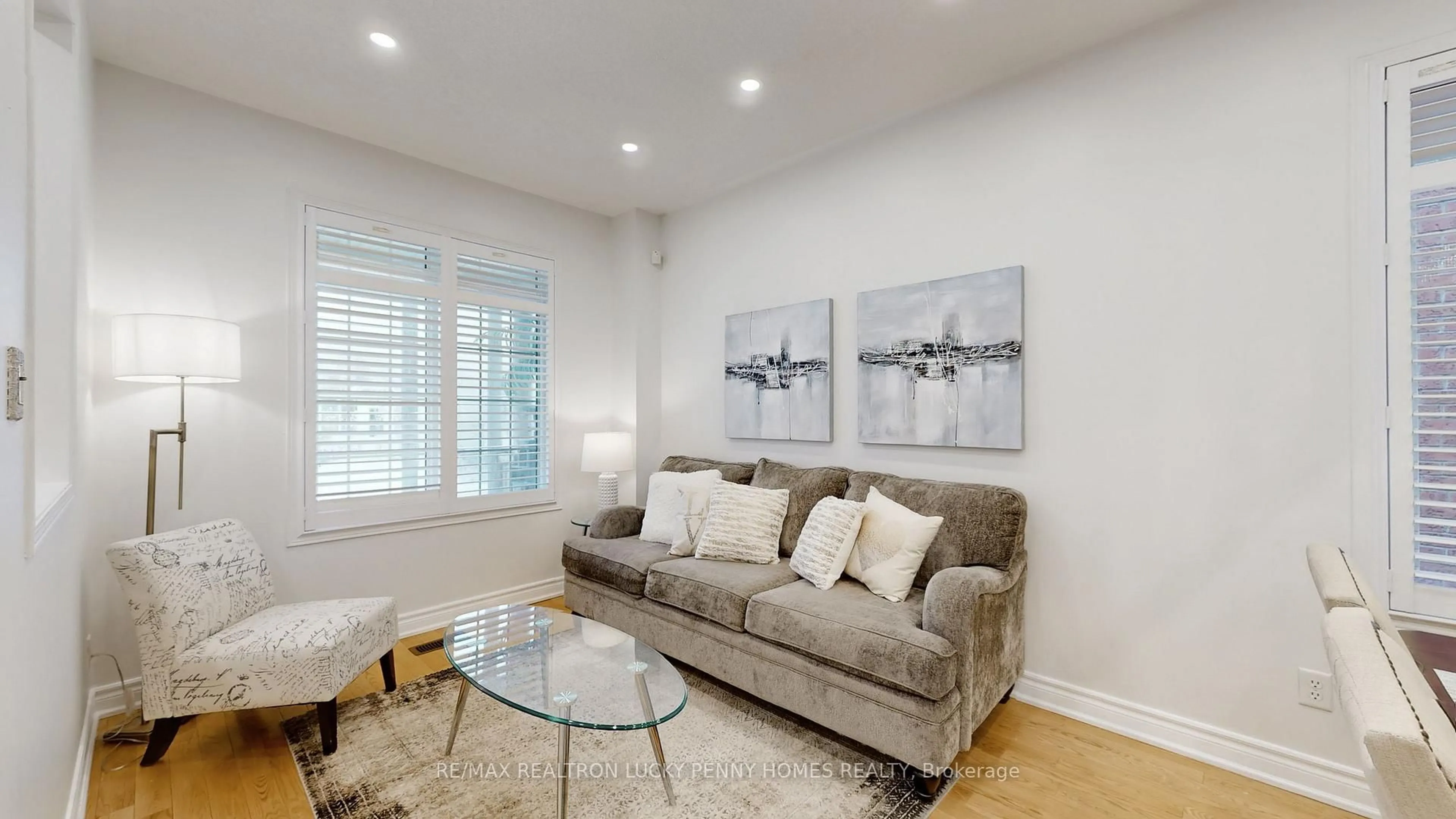 Living room with furniture, unknown for 617 Fred McLaren Blvd, Markham Ontario L6E 1N1