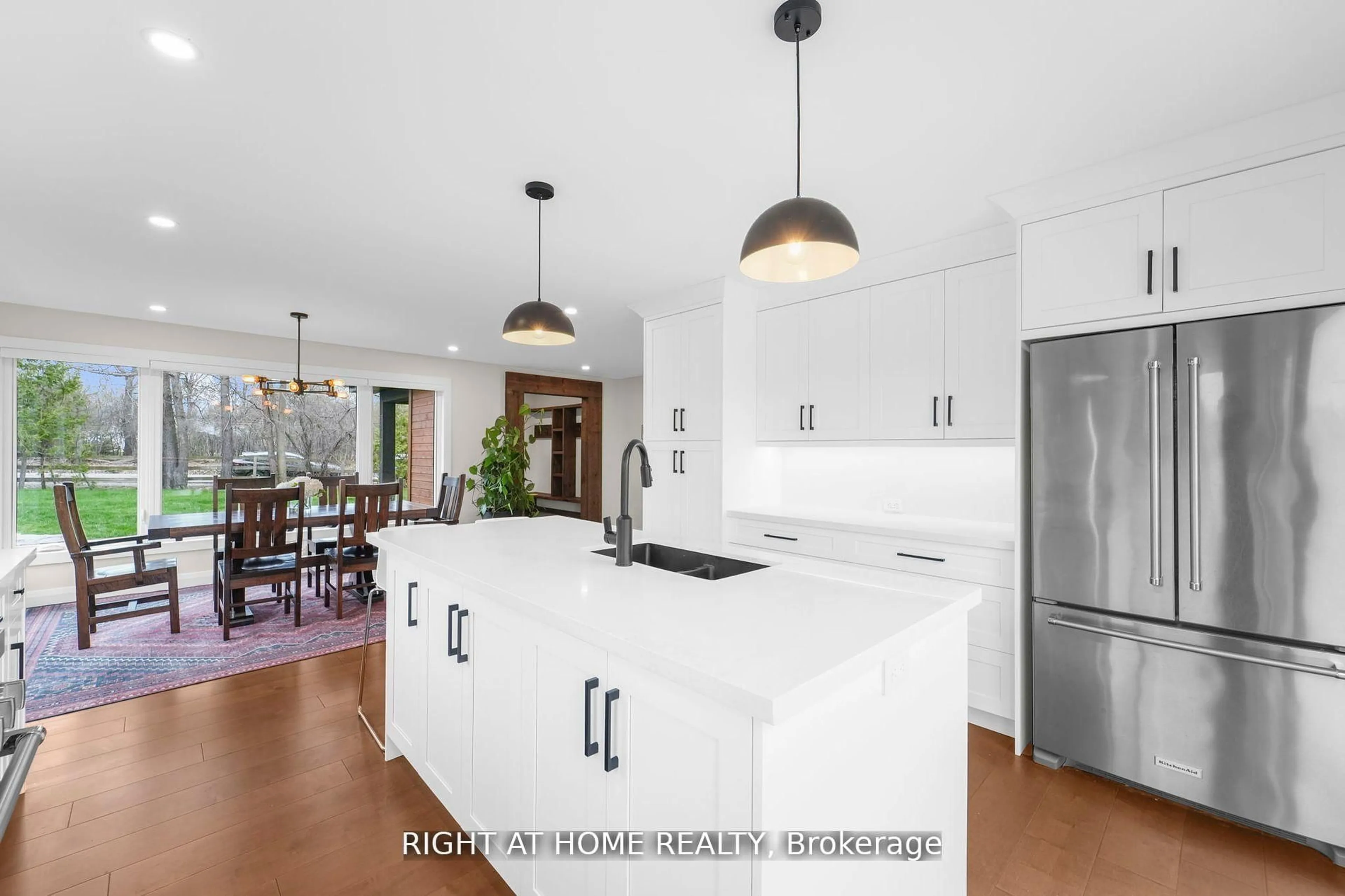 Open concept kitchen, unknown for 17083 Warden Ave, Whitchurch-Stouffville Ontario L4A 2W1