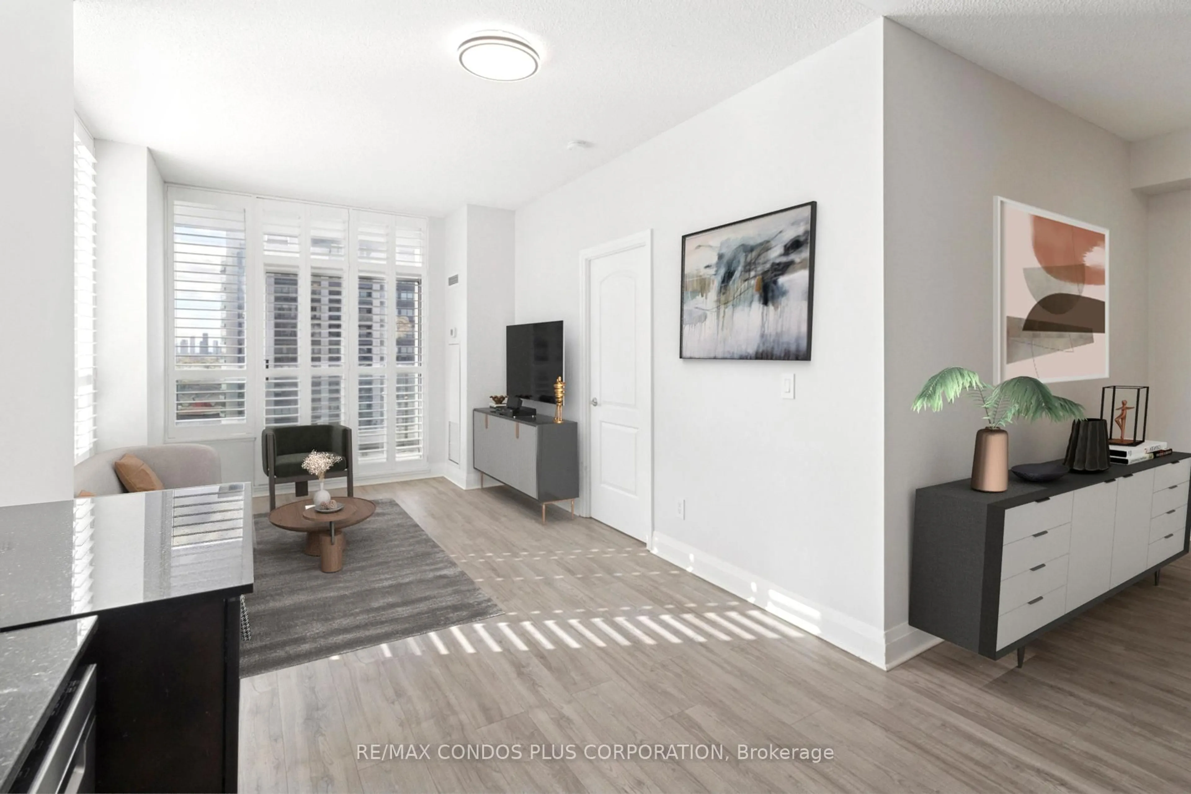 Indoor entryway for 20 North Park Rd #1108, Vaughan Ontario L4J 0G7