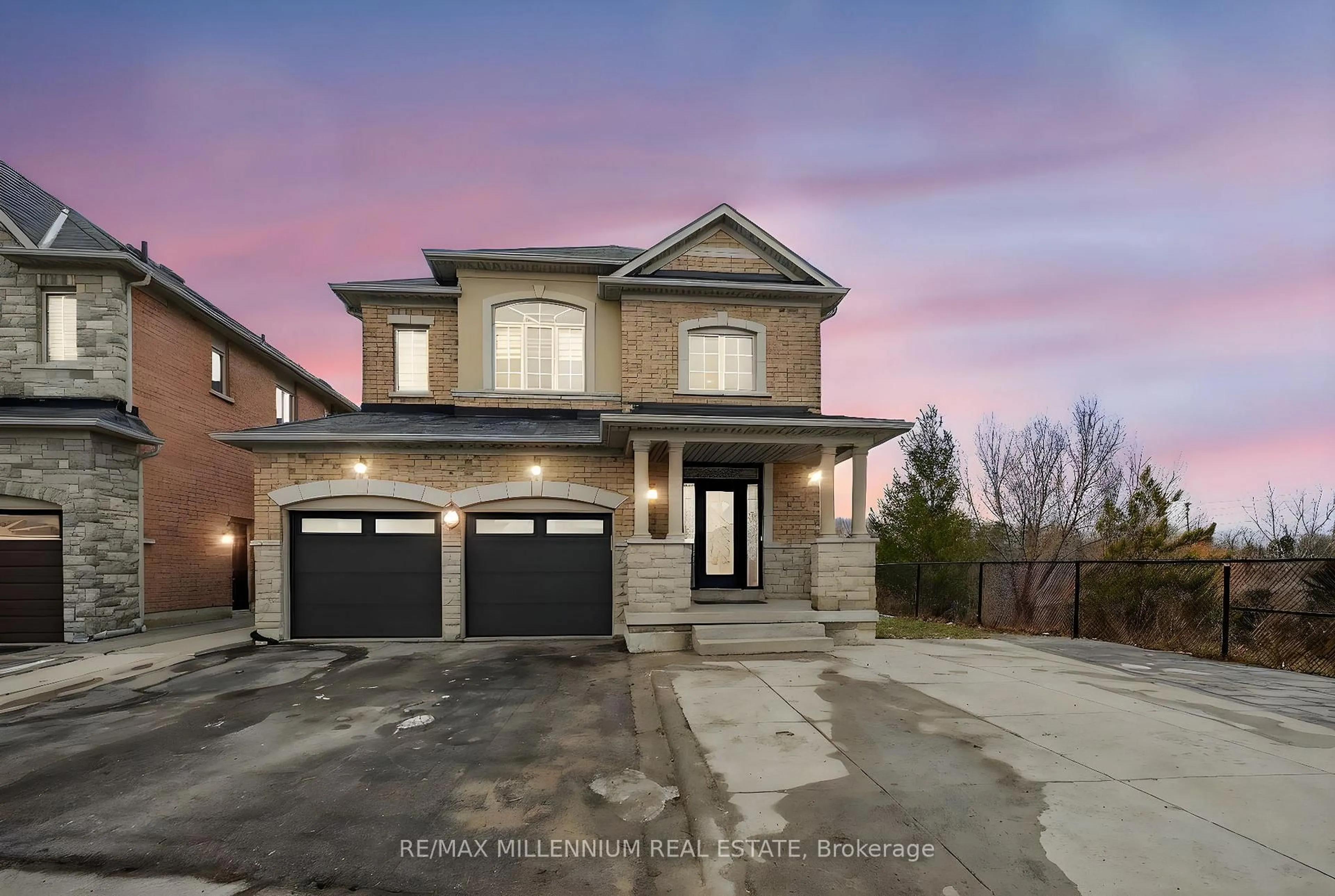 Home with brick exterior material, street for 75 Twin Hill Cres, Vaughan Ontario L4H 0G7