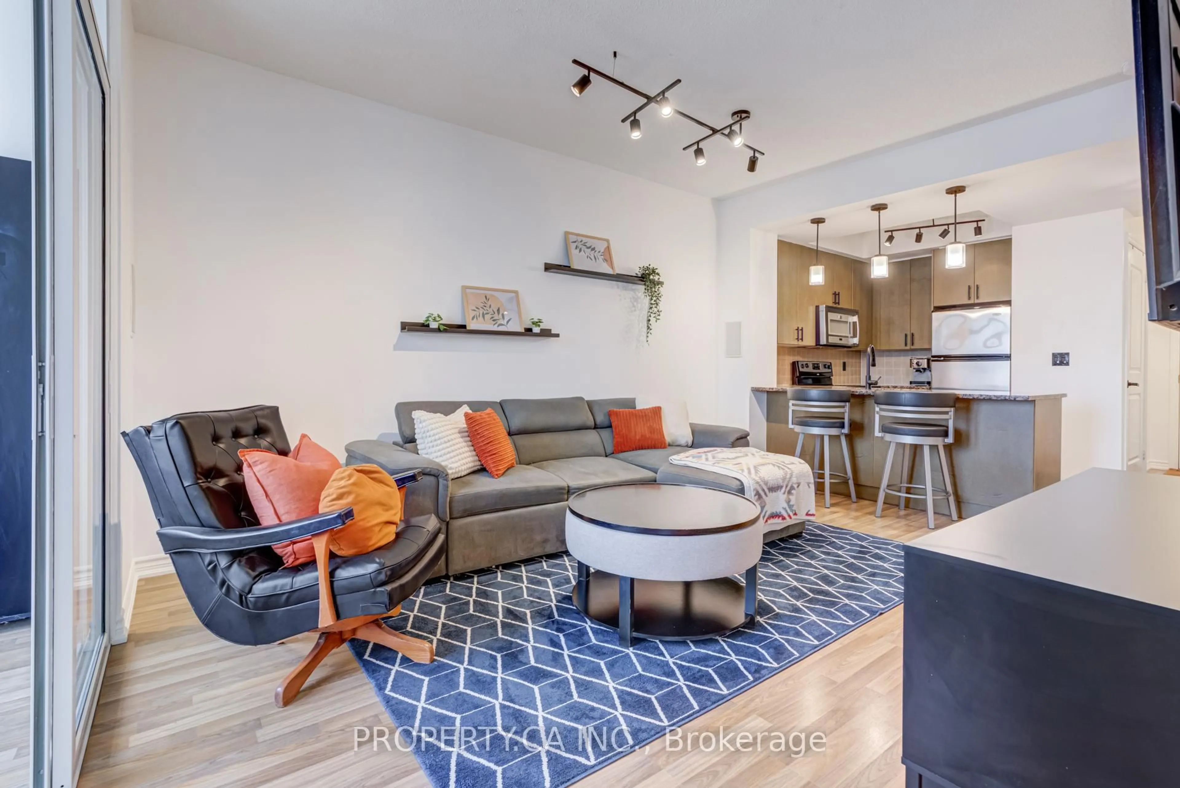 Living room with furniture, unknown for 9235 Jane St #1101, Vaughan Ontario L6A 0J8