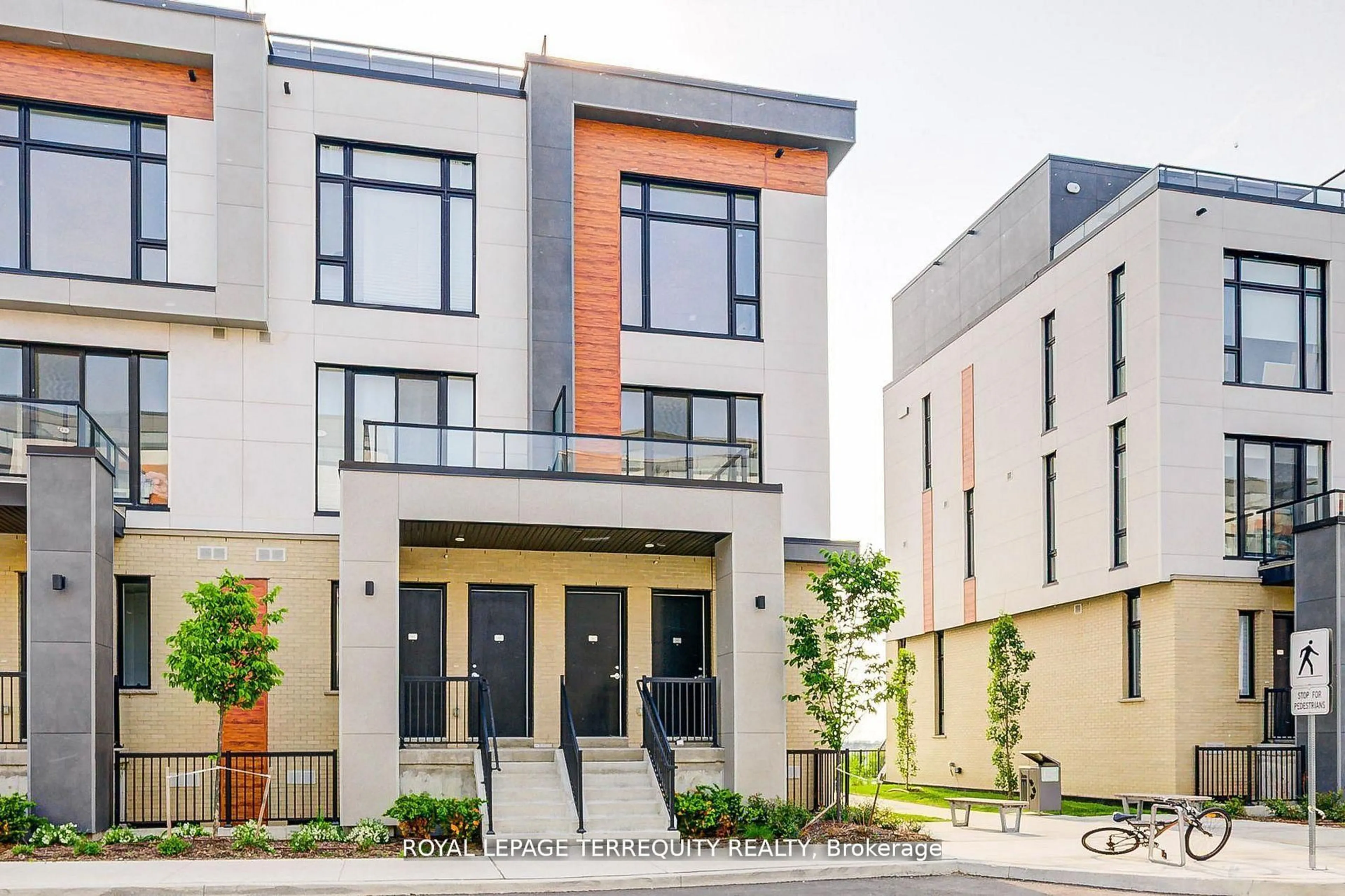 Home with brick exterior material, street for 7 Steckley House Lane #601, Richmond Hill Ontario L4S 0N1