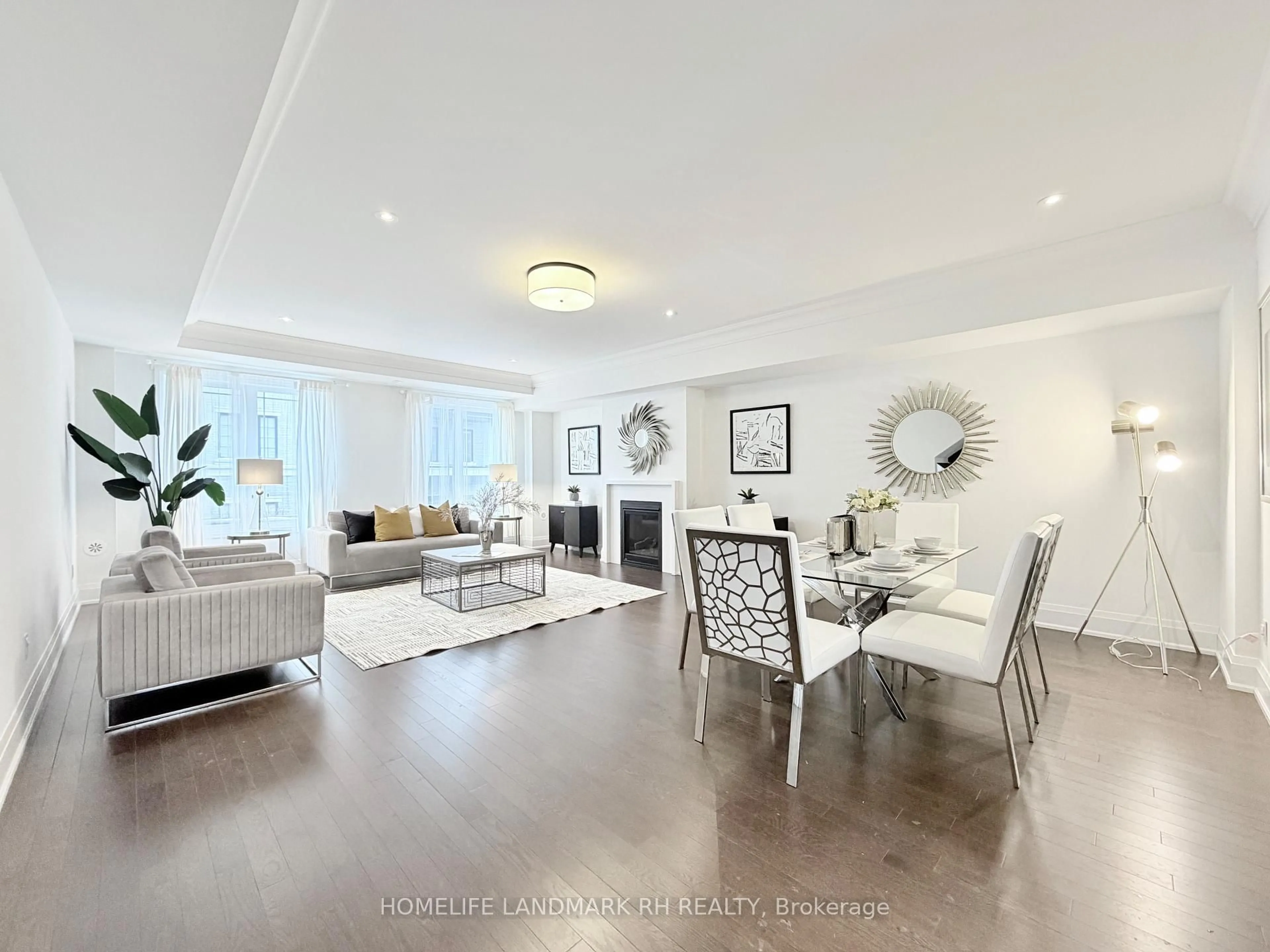 Unknown for 386 Highway 7 #TH #8, Richmond Hill Ontario L4B 0G5