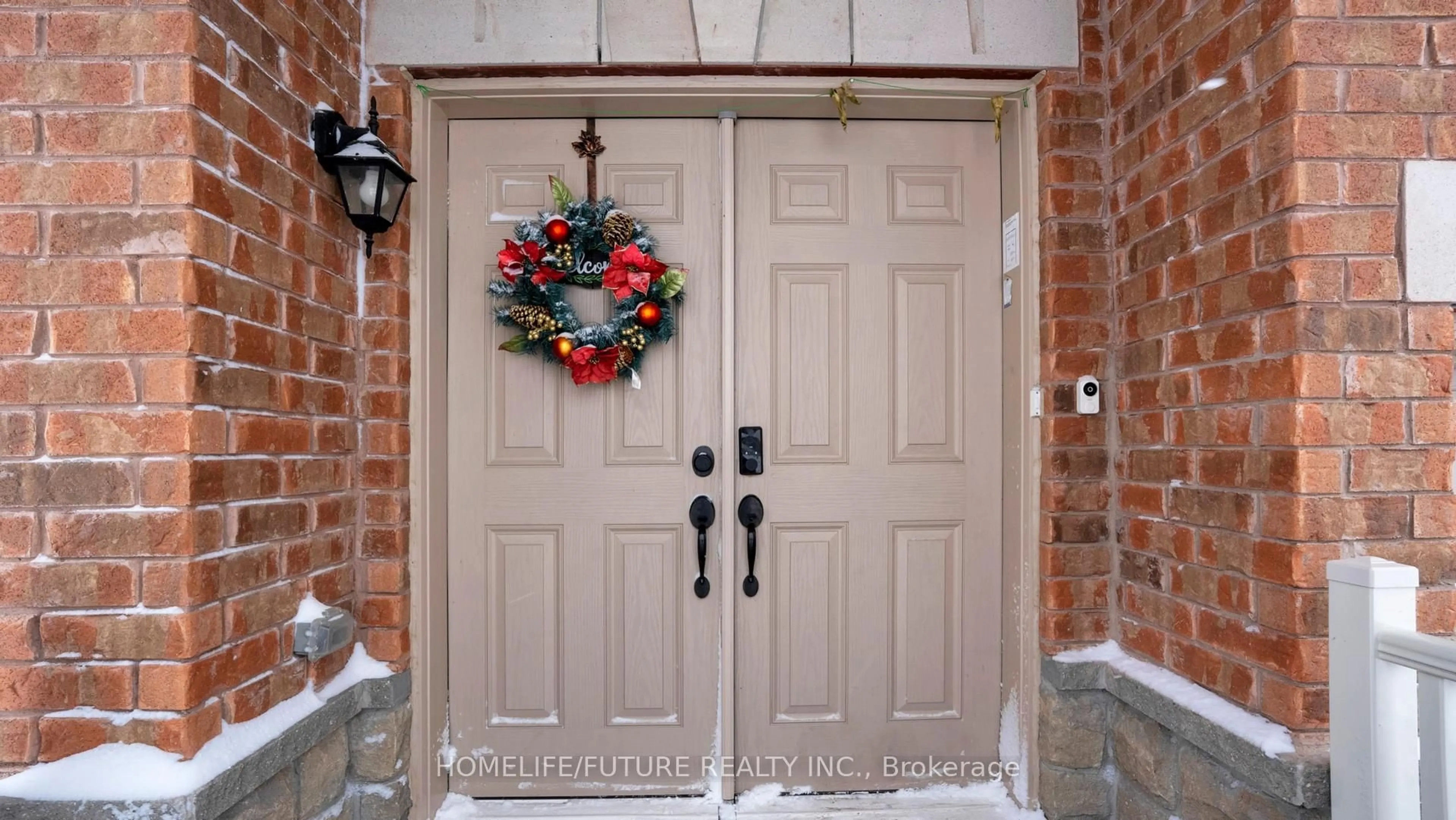 Indoor entryway for 15 Mccaskell St, Brock Ontario L0K 1A0