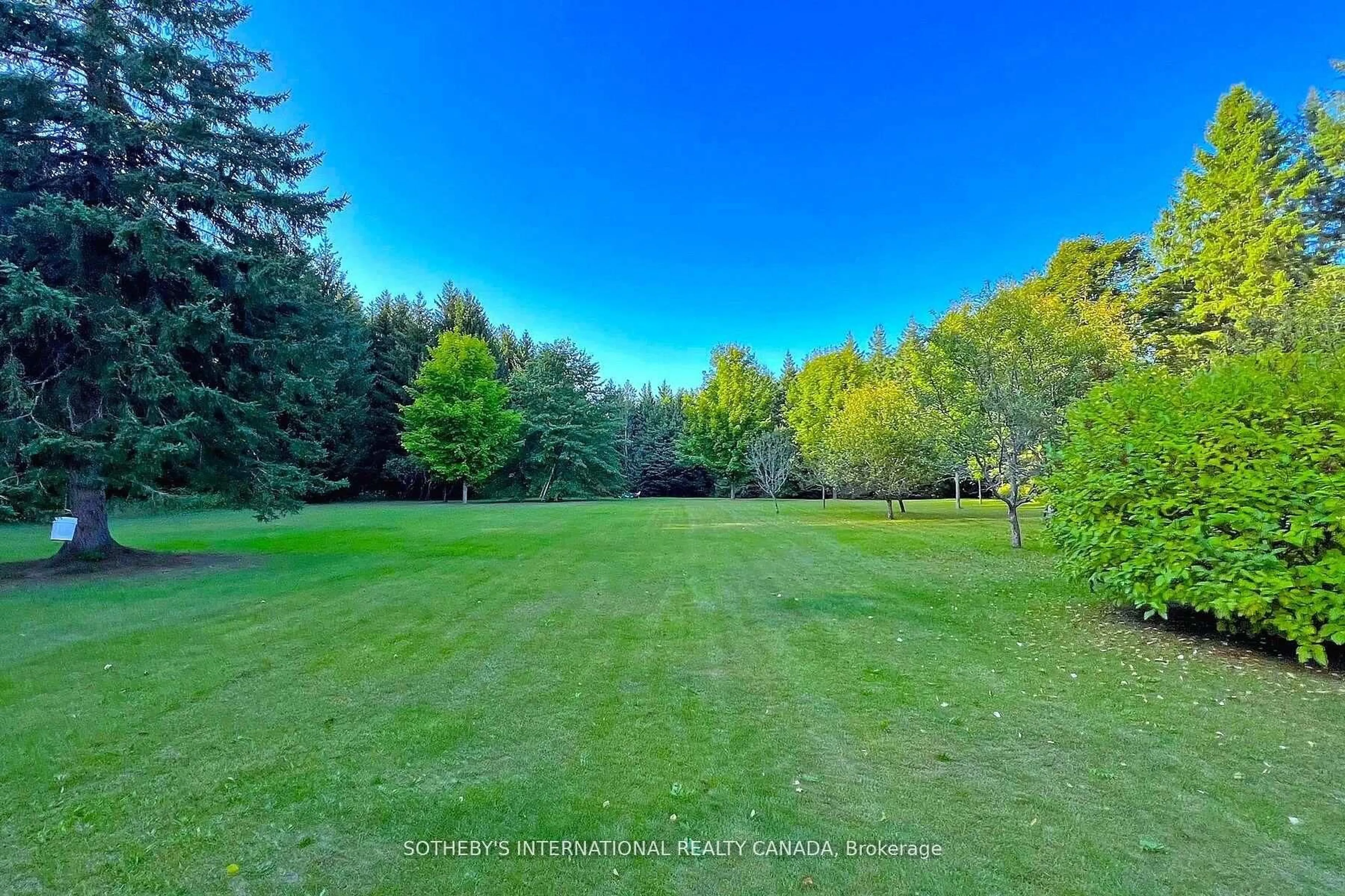 A pic from outside/outdoor area/front of a property/back of a property/a pic from drone, forest/trees view for 452 Feasby Rd, Uxbridge Ontario L9P 1R1
