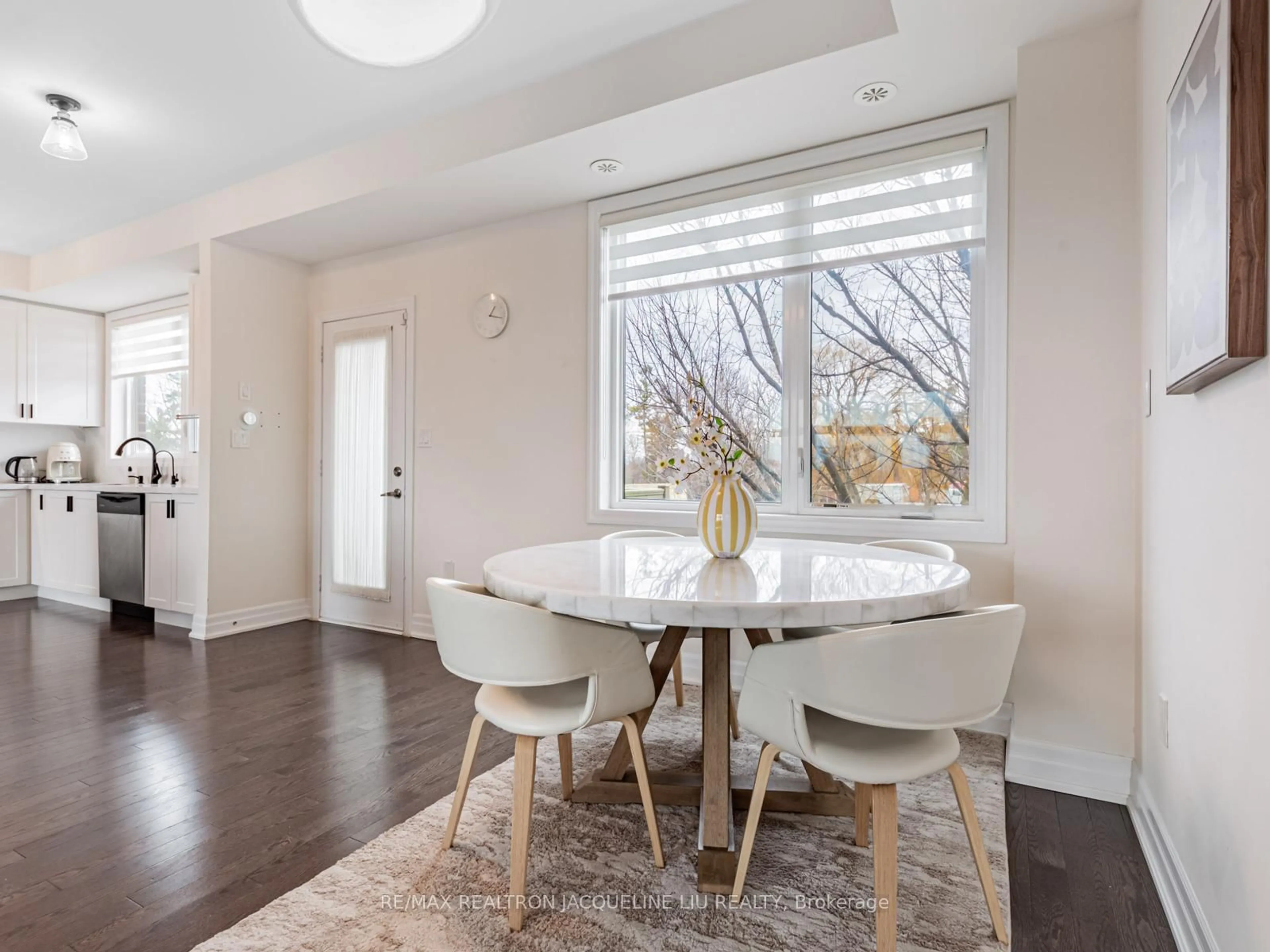 Dining room, unknown for 28 Juneau St, Vaughan Ontario L4L 0H6