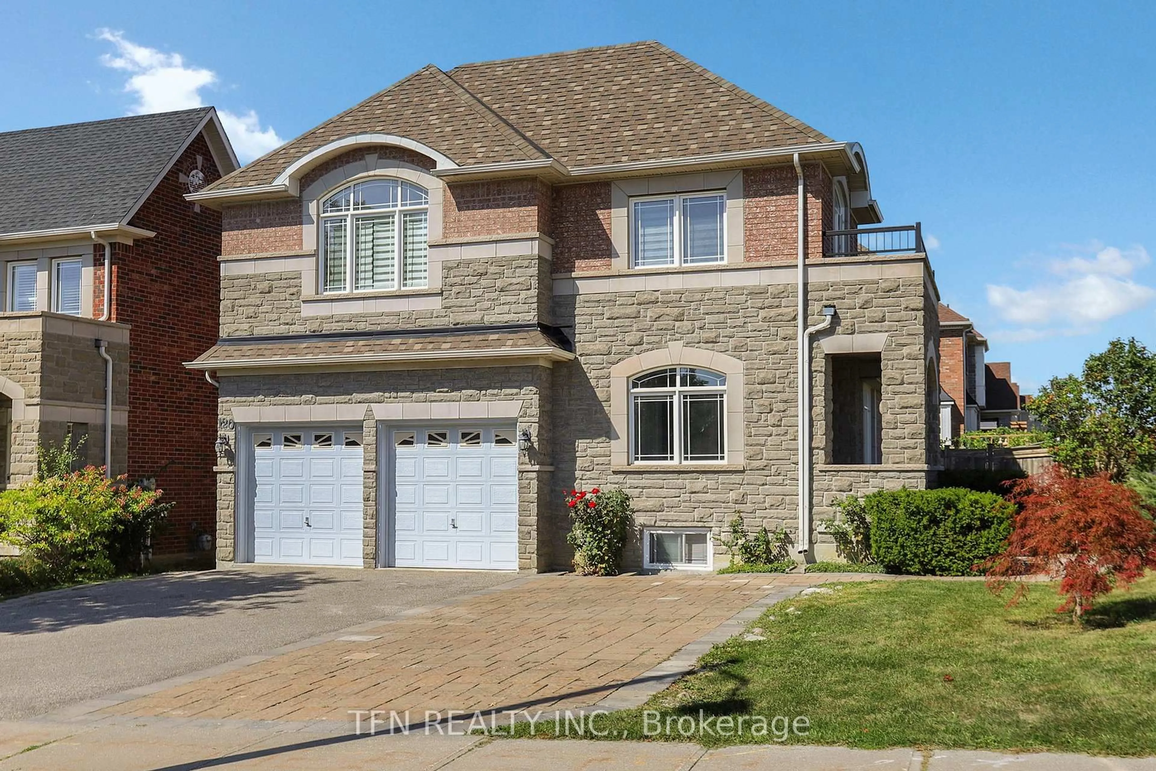 Home with brick exterior material, street for 120 Valley Vista Dr, Vaughan Ontario L6A 0Z3