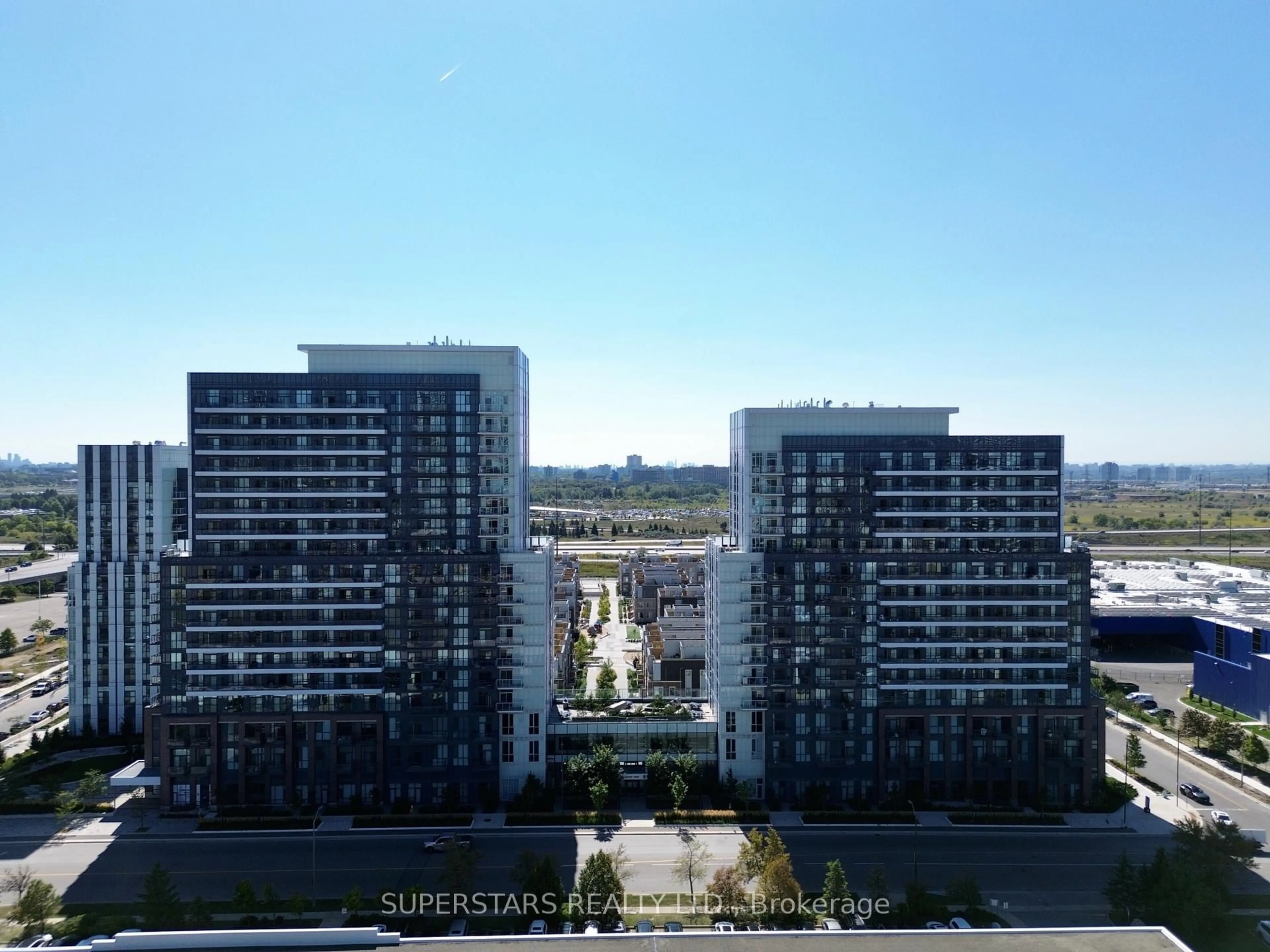 A pic from outside/outdoor area/front of a property/back of a property/a pic from drone, city buildings view from balcony for 38 Honeycrisp Cres #1003, Vaughan Ontario L4K 0M8