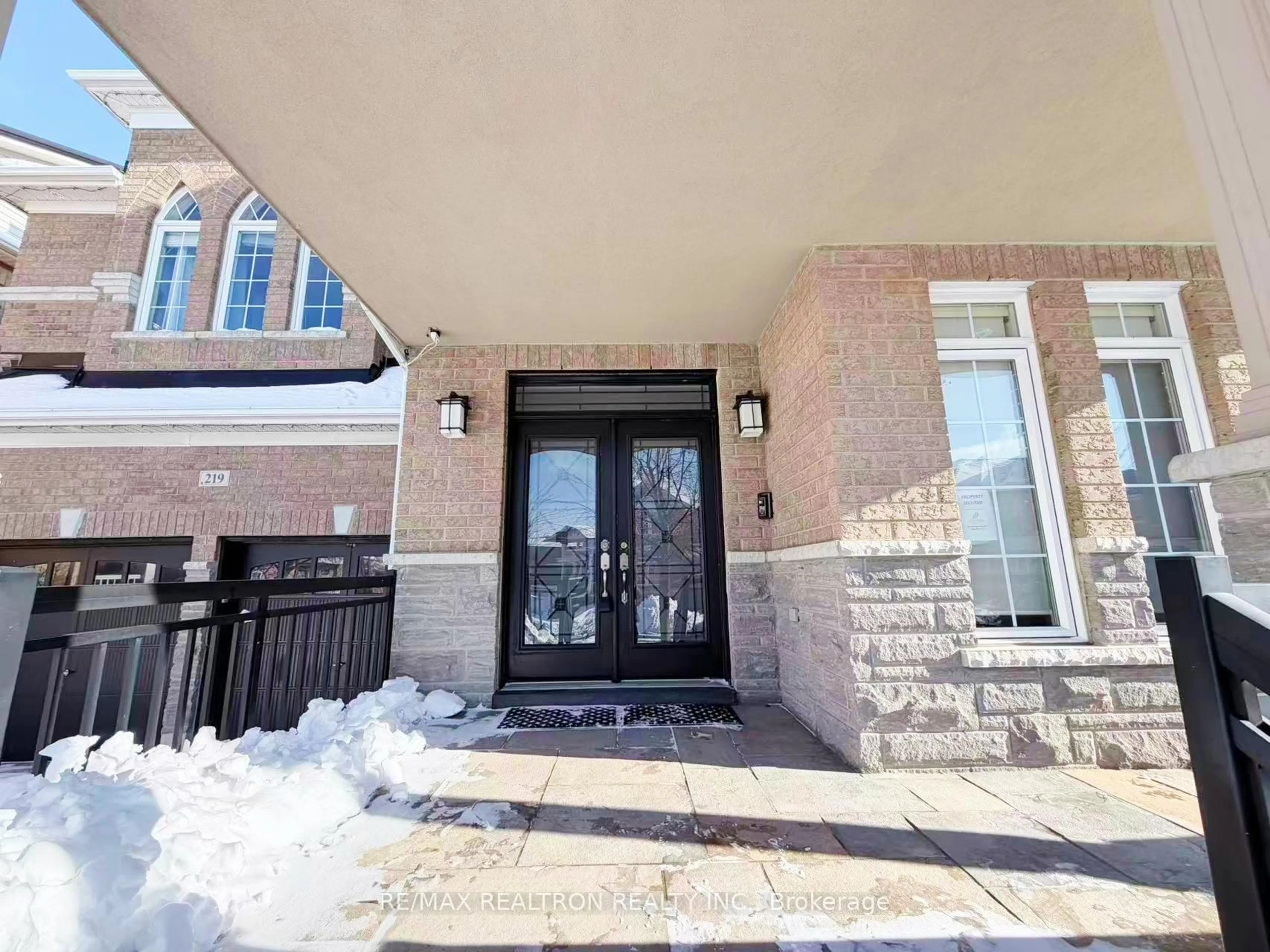 Indoor entryway for 219 Riverwalk Dr, Markham Ontario L6B 0G8