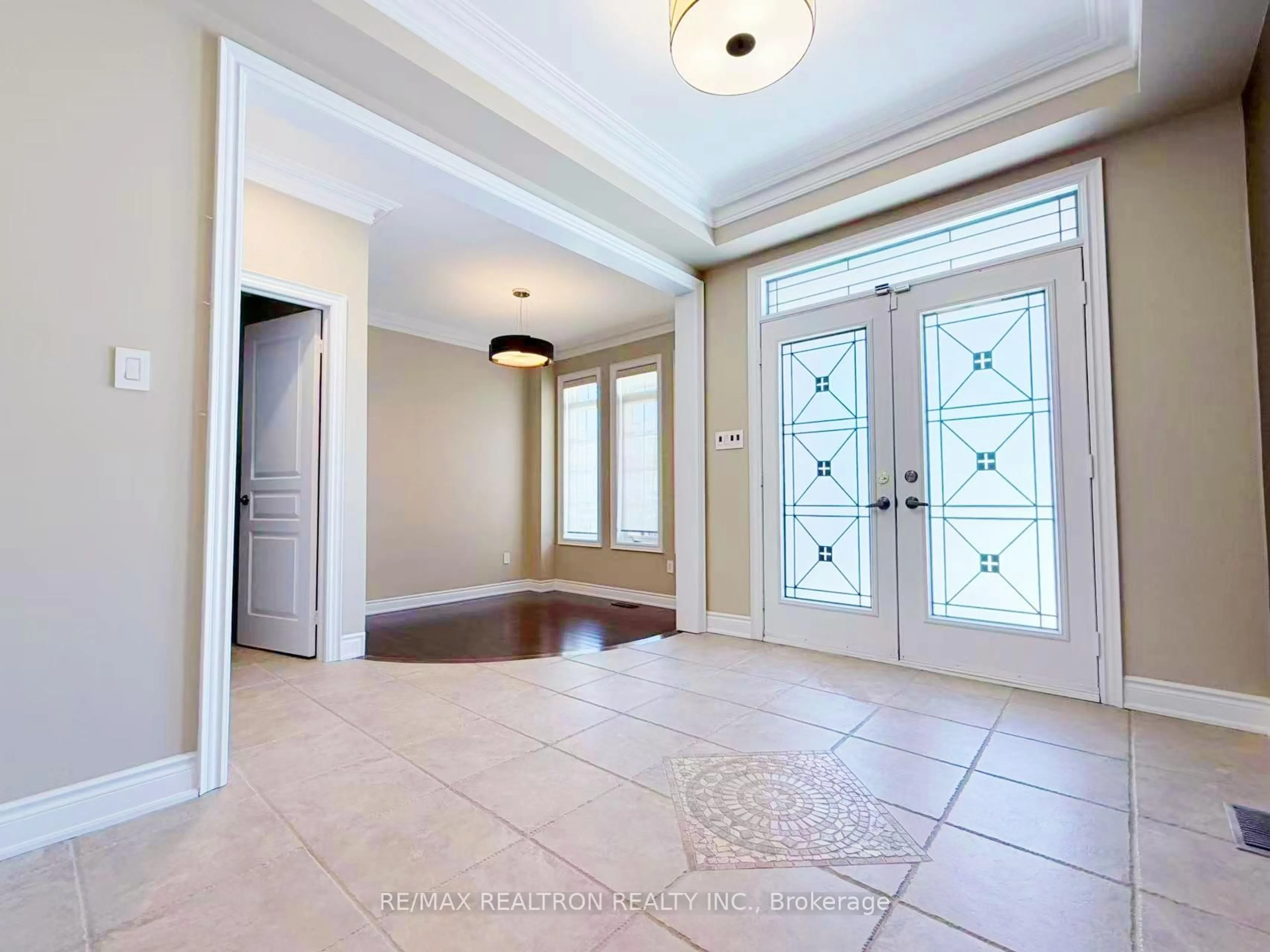 Indoor entryway for 219 Riverwalk Dr, Markham Ontario L6B 0G8