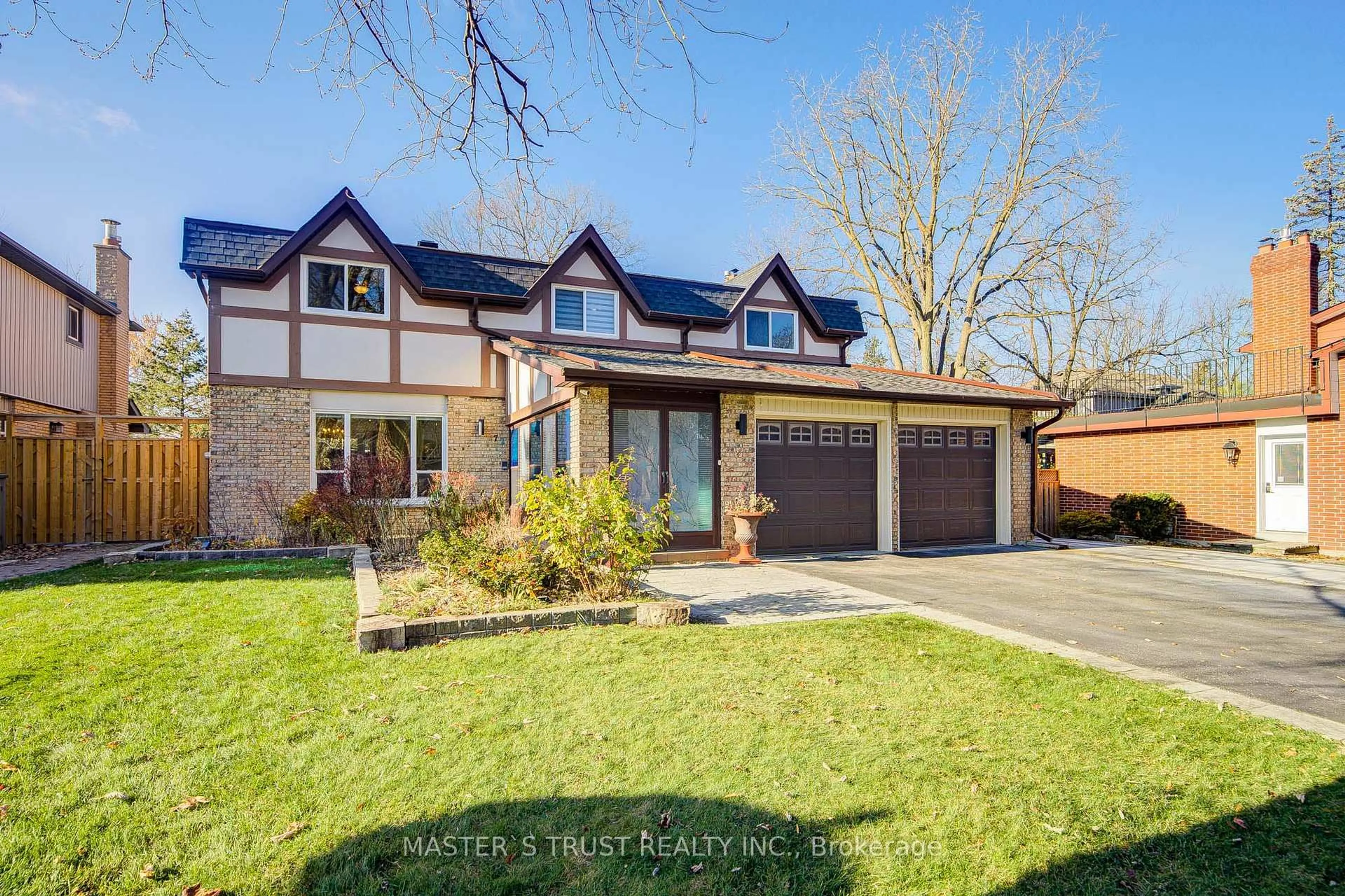 Home with brick exterior material, street for 72 Rose Way, Markham Ontario L3P 3S6