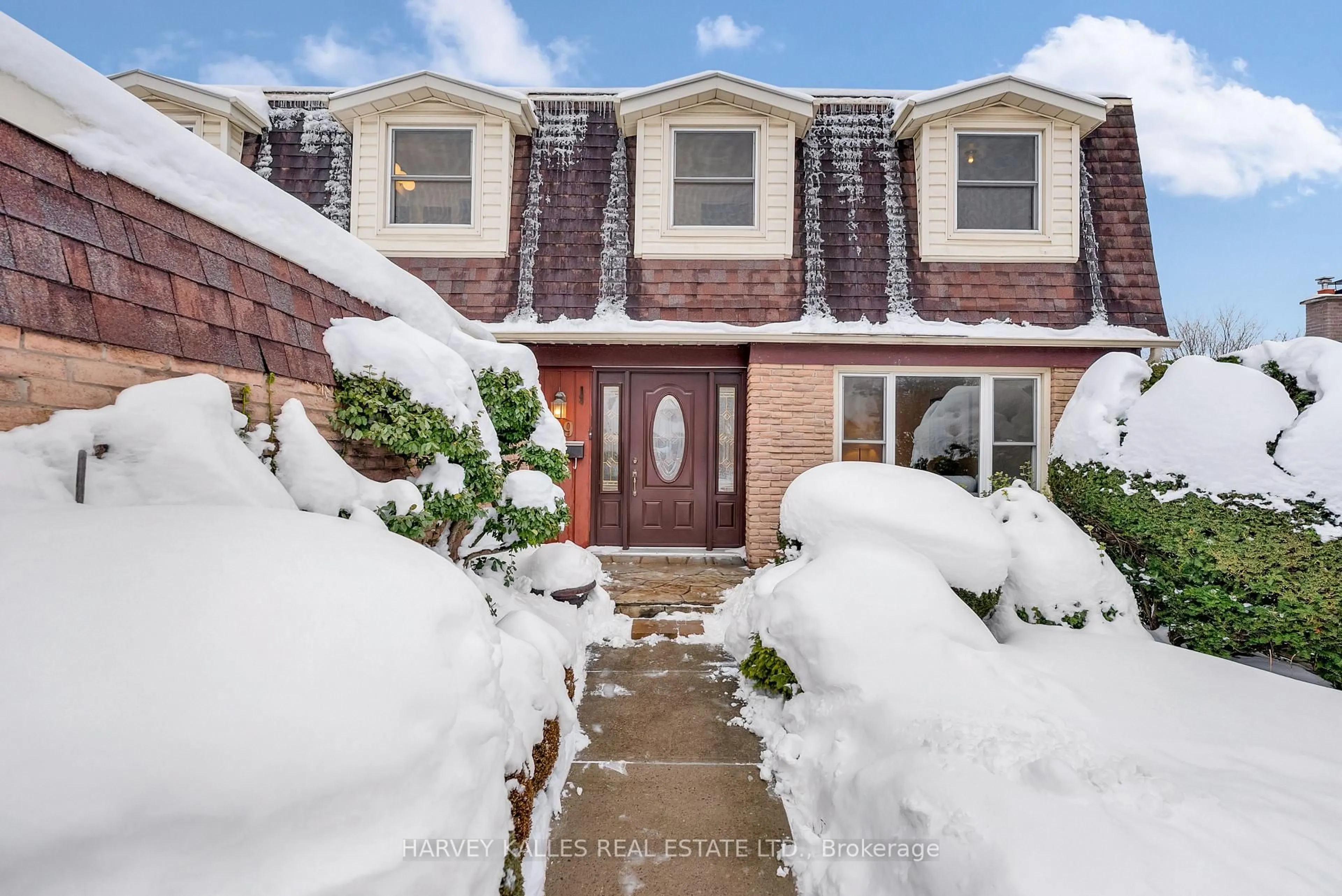 Unknown for 9 Bucks Green Rd, Markham Ontario L3T 4G1