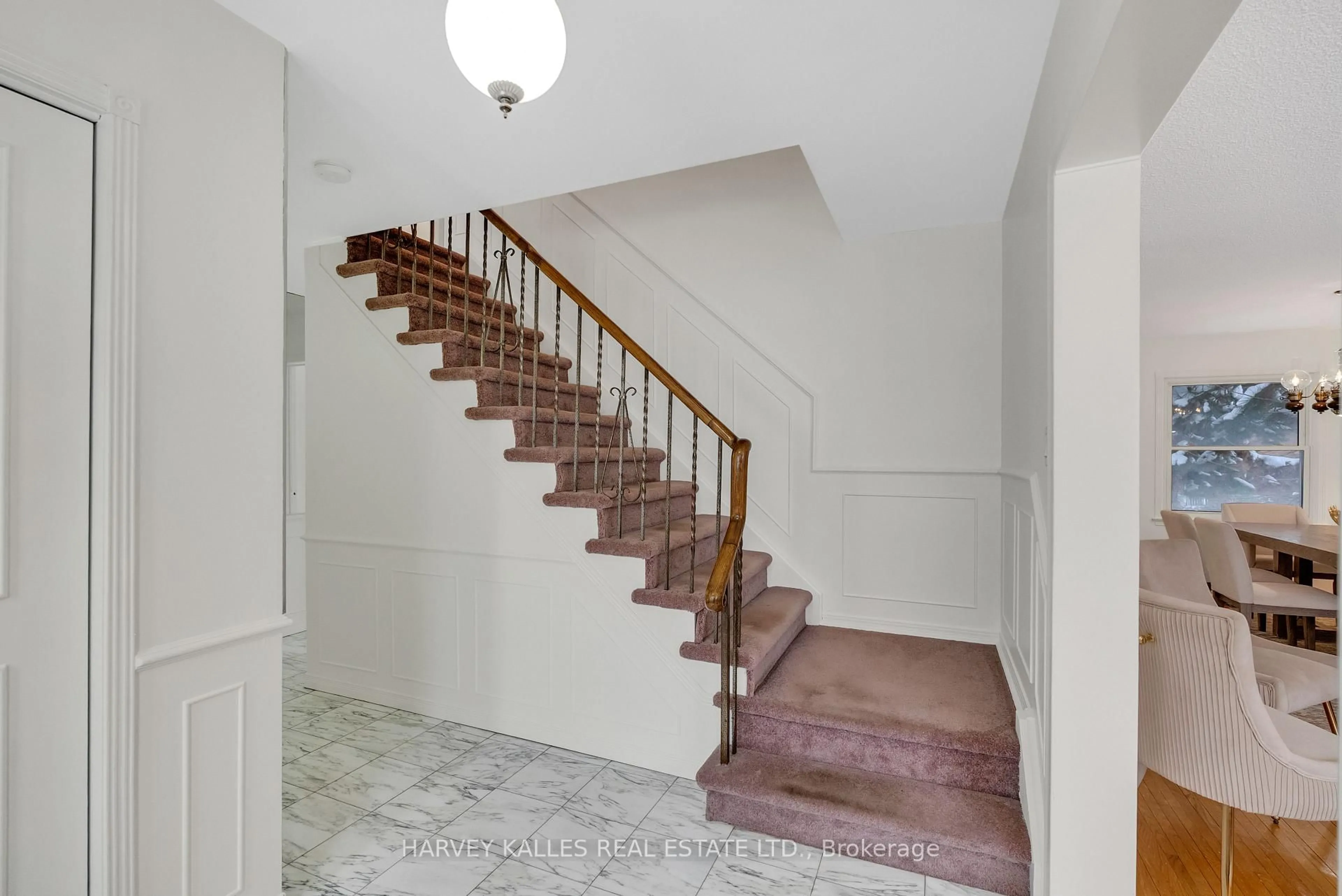 Stairs for 9 Bucks Green Rd, Markham Ontario L3T 4G1