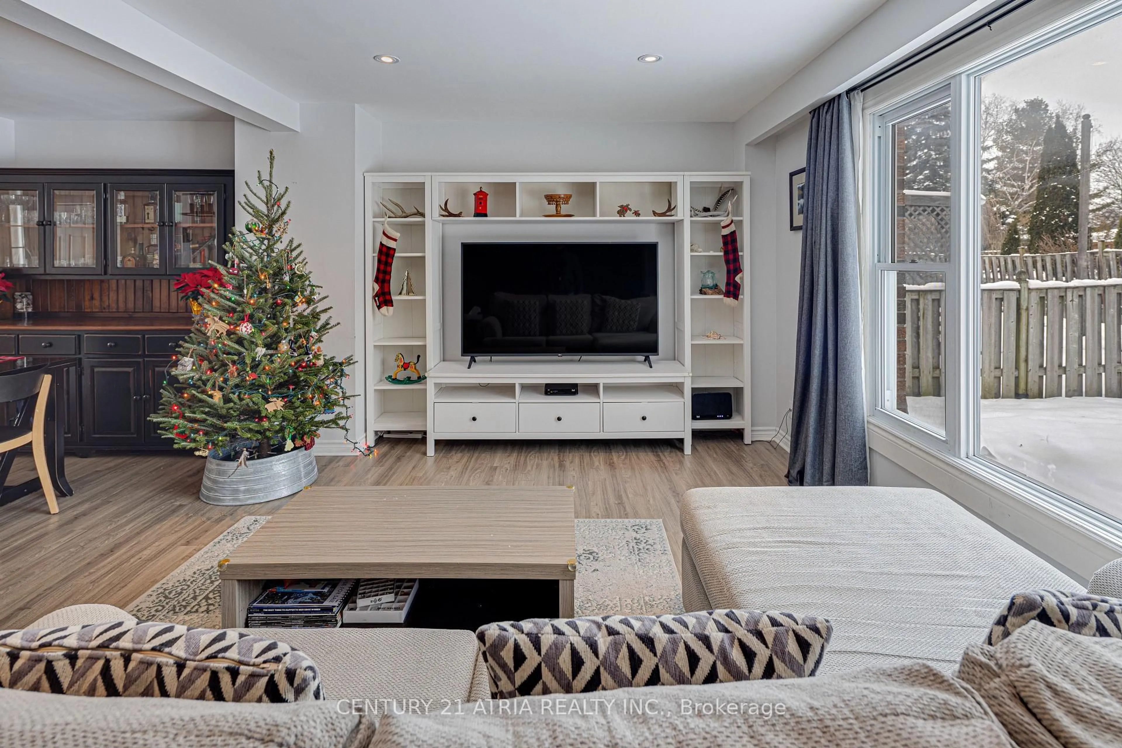 Living room with furniture, unknown for 251 Stouffer St, Whitchurch-Stouffville Ontario L4A 4Y8