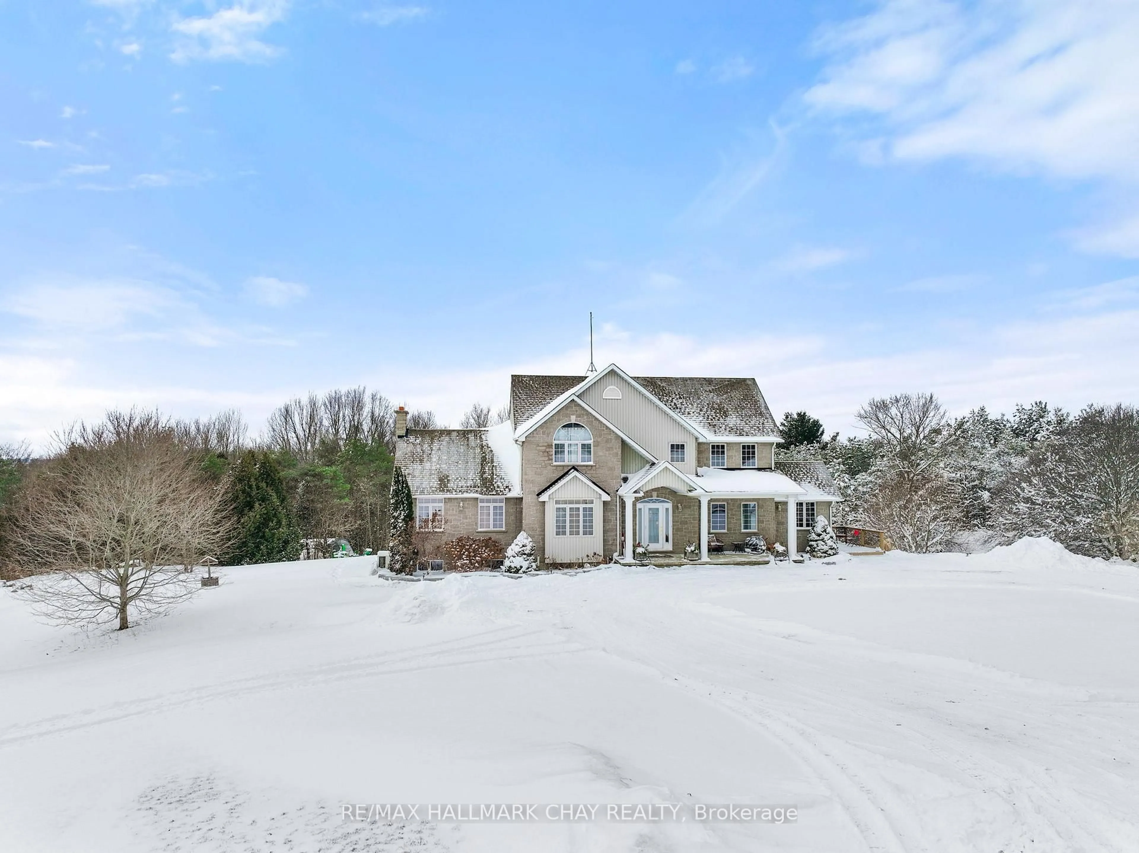 A pic from outside/outdoor area/front of a property/back of a property/a pic from drone, unknown for 4146 Concession 7 Rd, Adjala-Tosorontio Ontario L0G 1L0