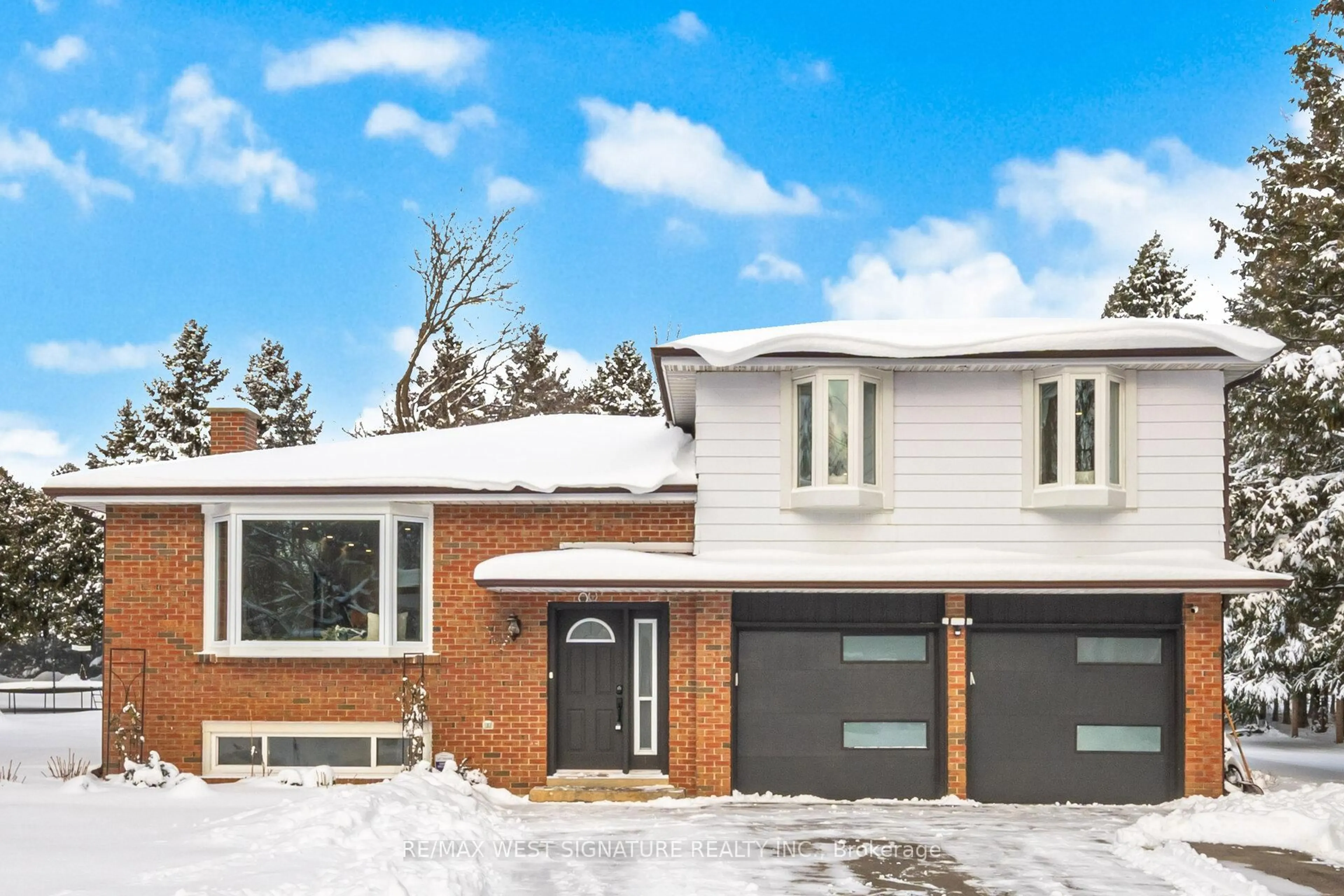 Home with brick exterior material, street for 6530 Lloydtown Aurora Rd, King Ontario L0G 1T0