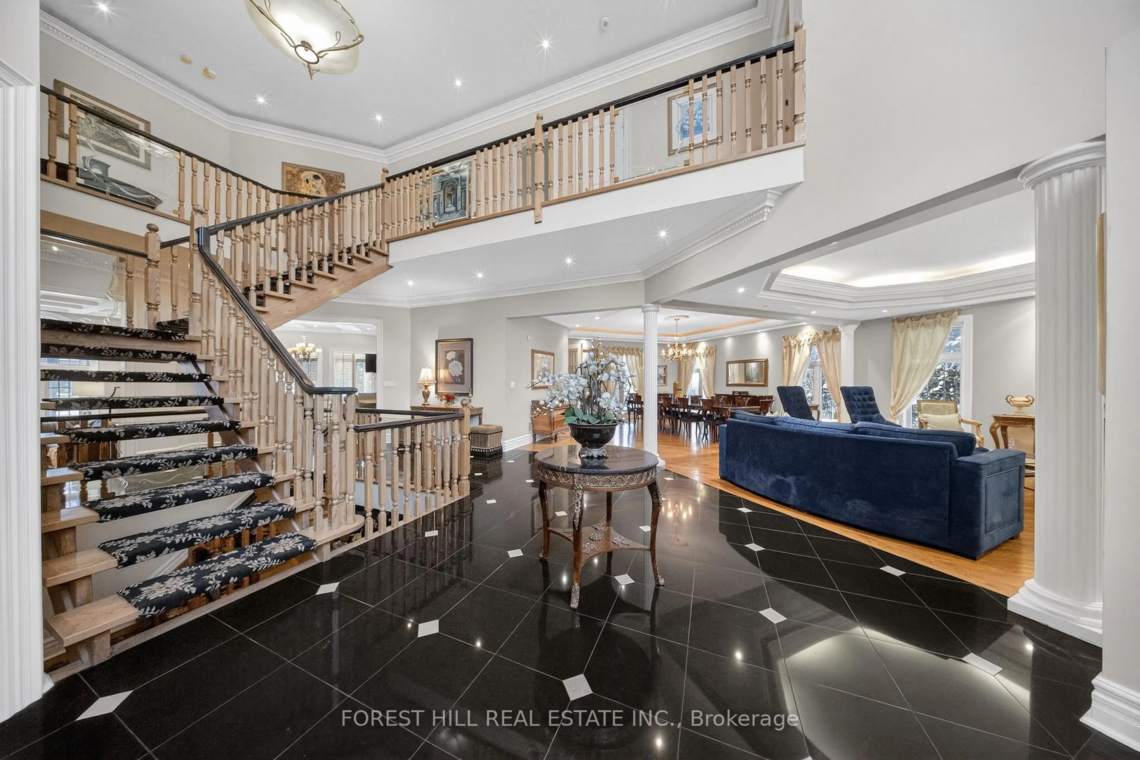 Lobby for 161 Renaissance Crt, Vaughan Ontario L4J 7W4