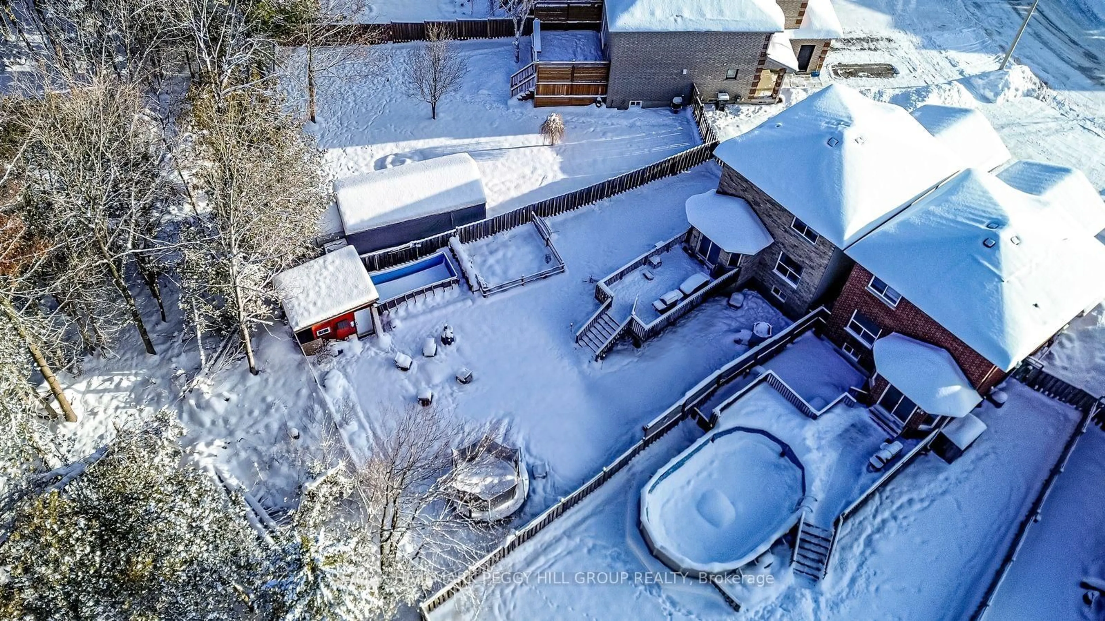 A pic from outside/outdoor area/front of a property/back of a property/a pic from drone, unknown for 2320 Warrington Way, Innisfil Ontario L9S 4V1