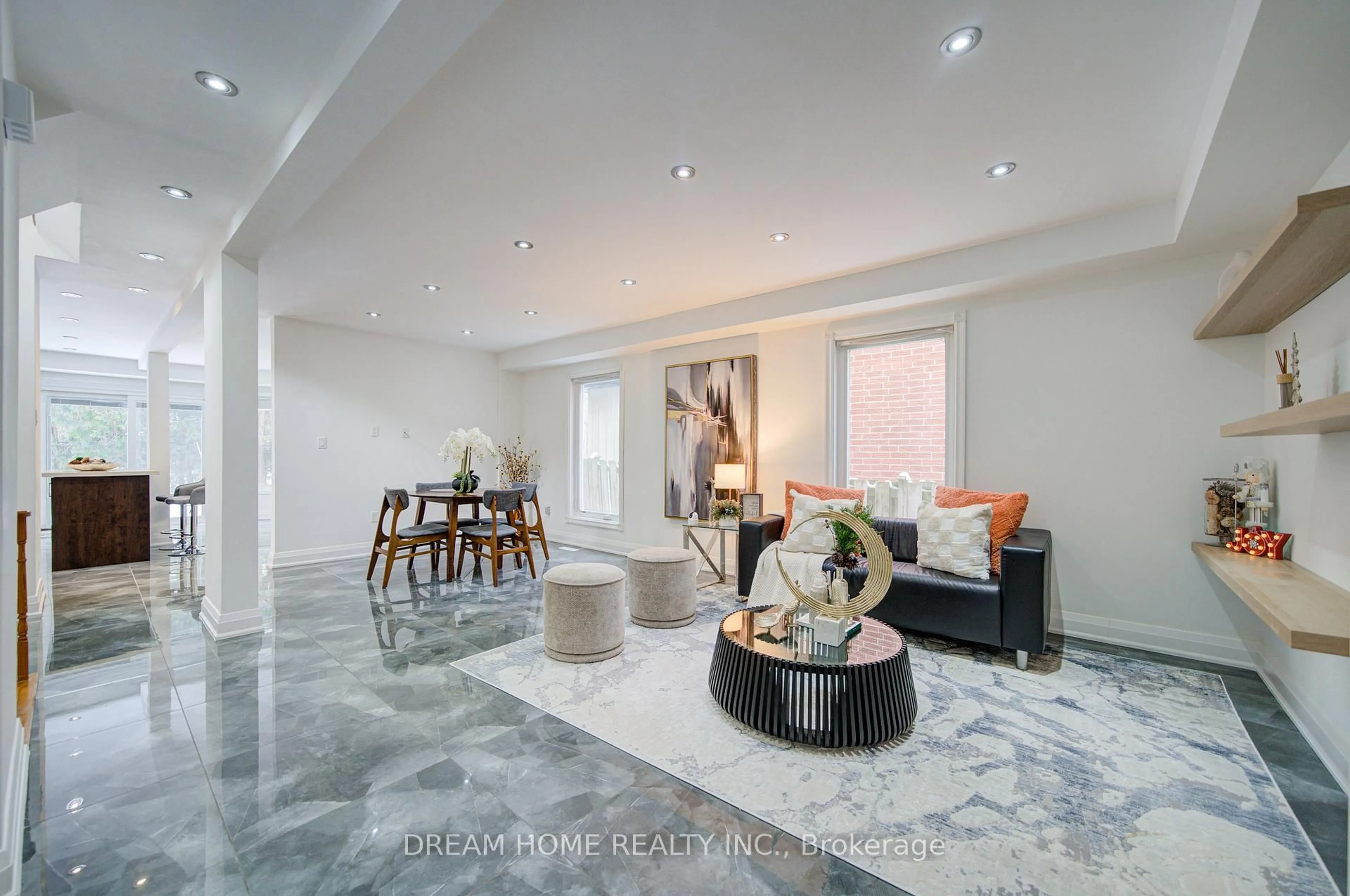 Unknown for 30 Marlow Cres, Markham Ontario L3R 4P5