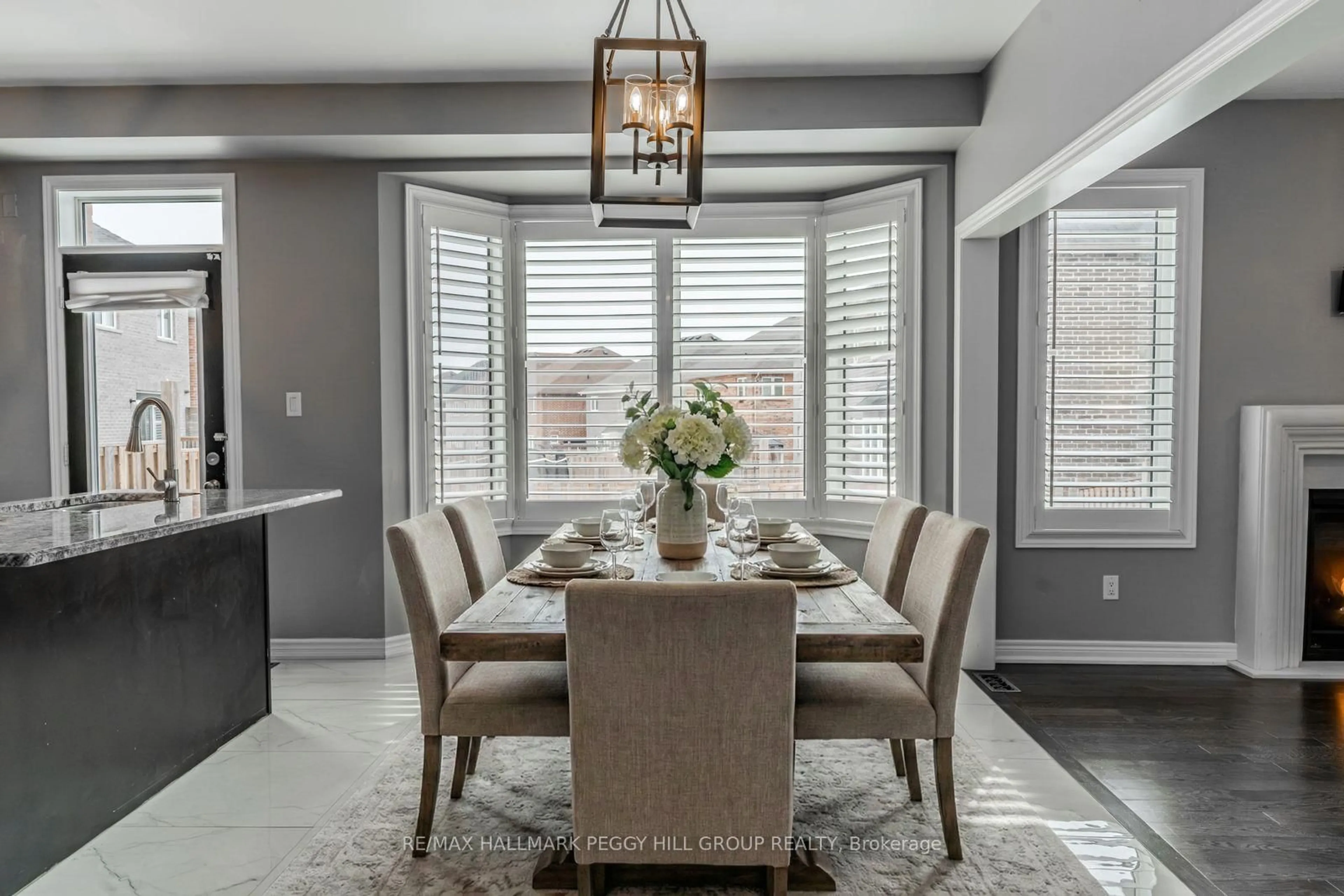 Dining room, ceramic/tile floor for 878 Green St, Innisfil Ontario L0L 1W0
