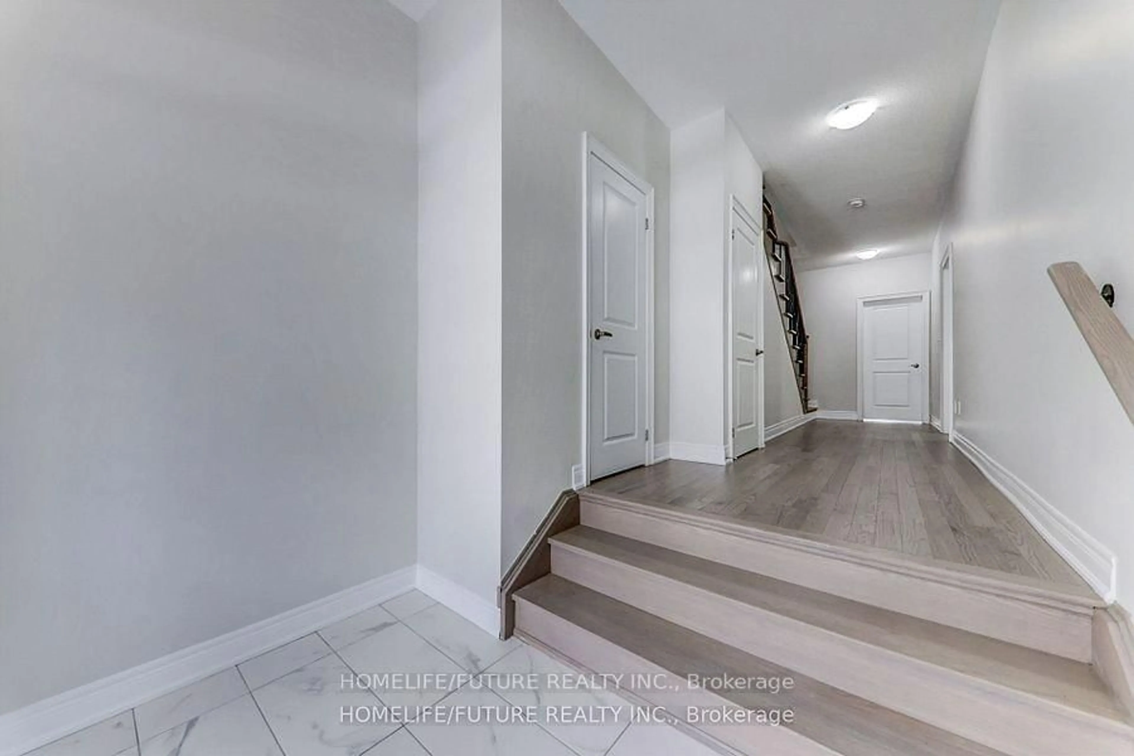 Indoor entryway for 26 Thomas Hope Lane, Markham Ontario L3S 0E9