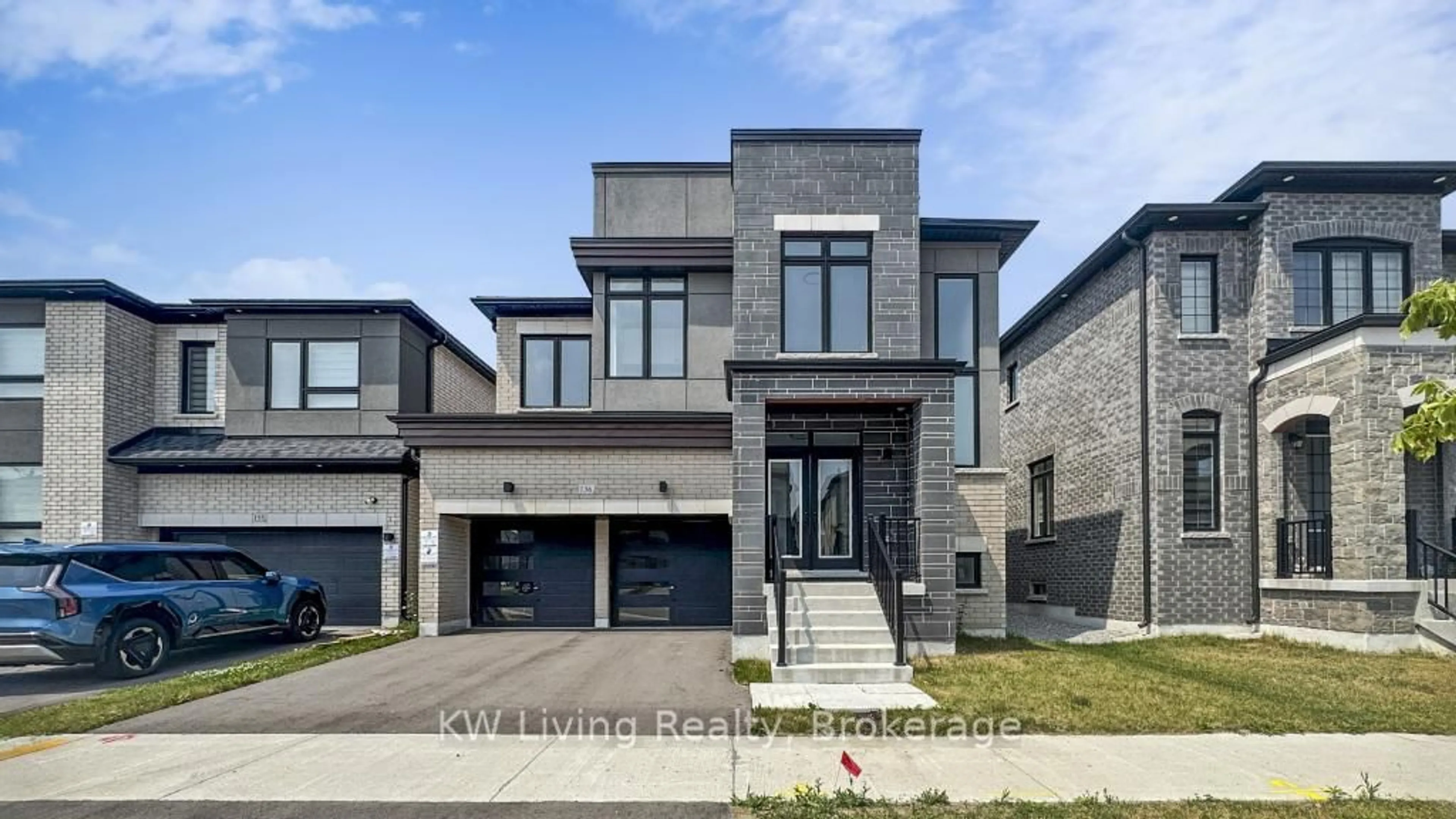 Home with brick exterior material, street for 136 Wesmina Ave, Whitchurch-Stouffville Ontario L4A 4W5
