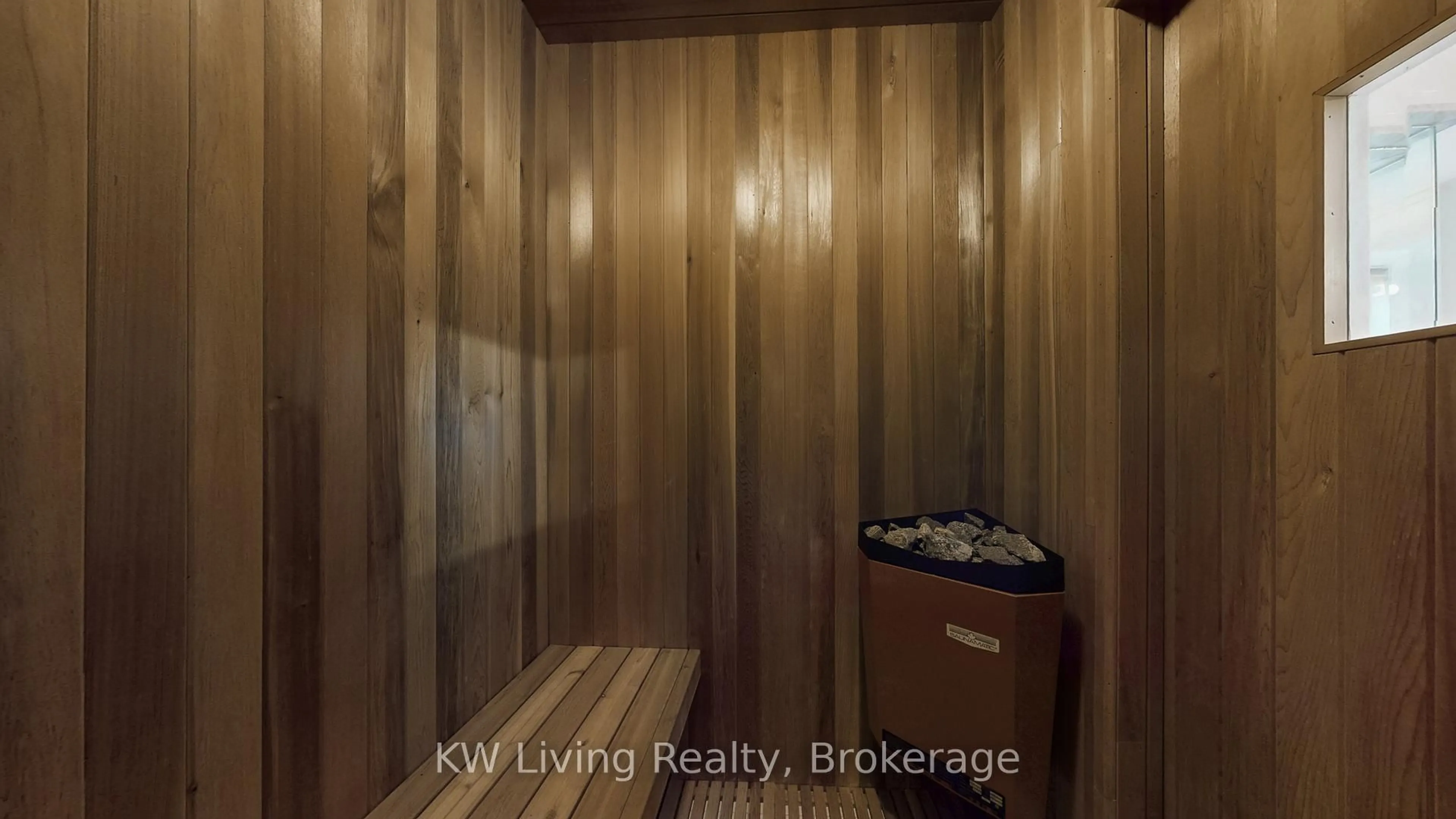 Unknown for 41 Graydon Cres, Richmond Hill Ontario L4B 3V9