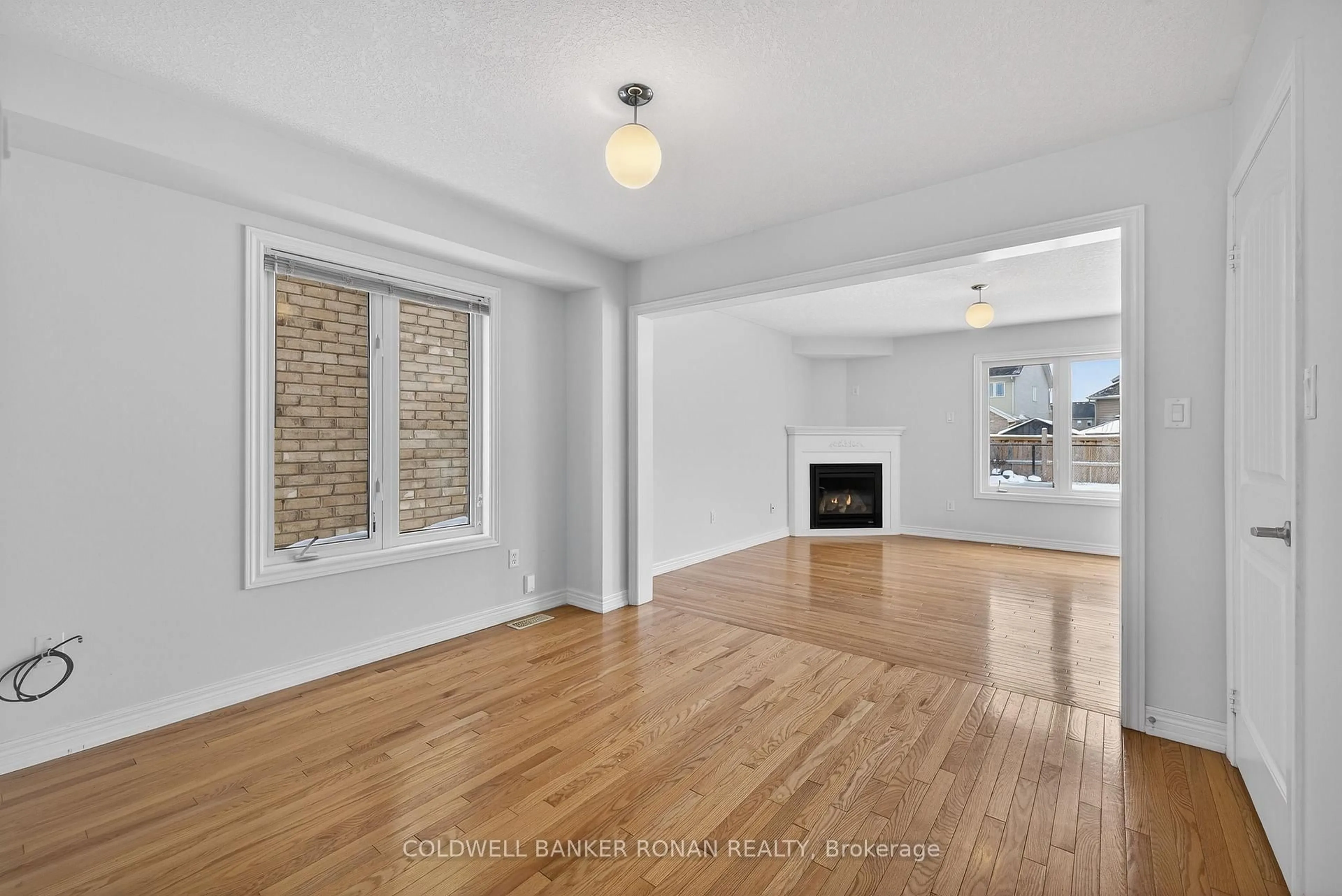 Unknown for 83 Swenson St, New Tecumseth Ontario L9R 0K3