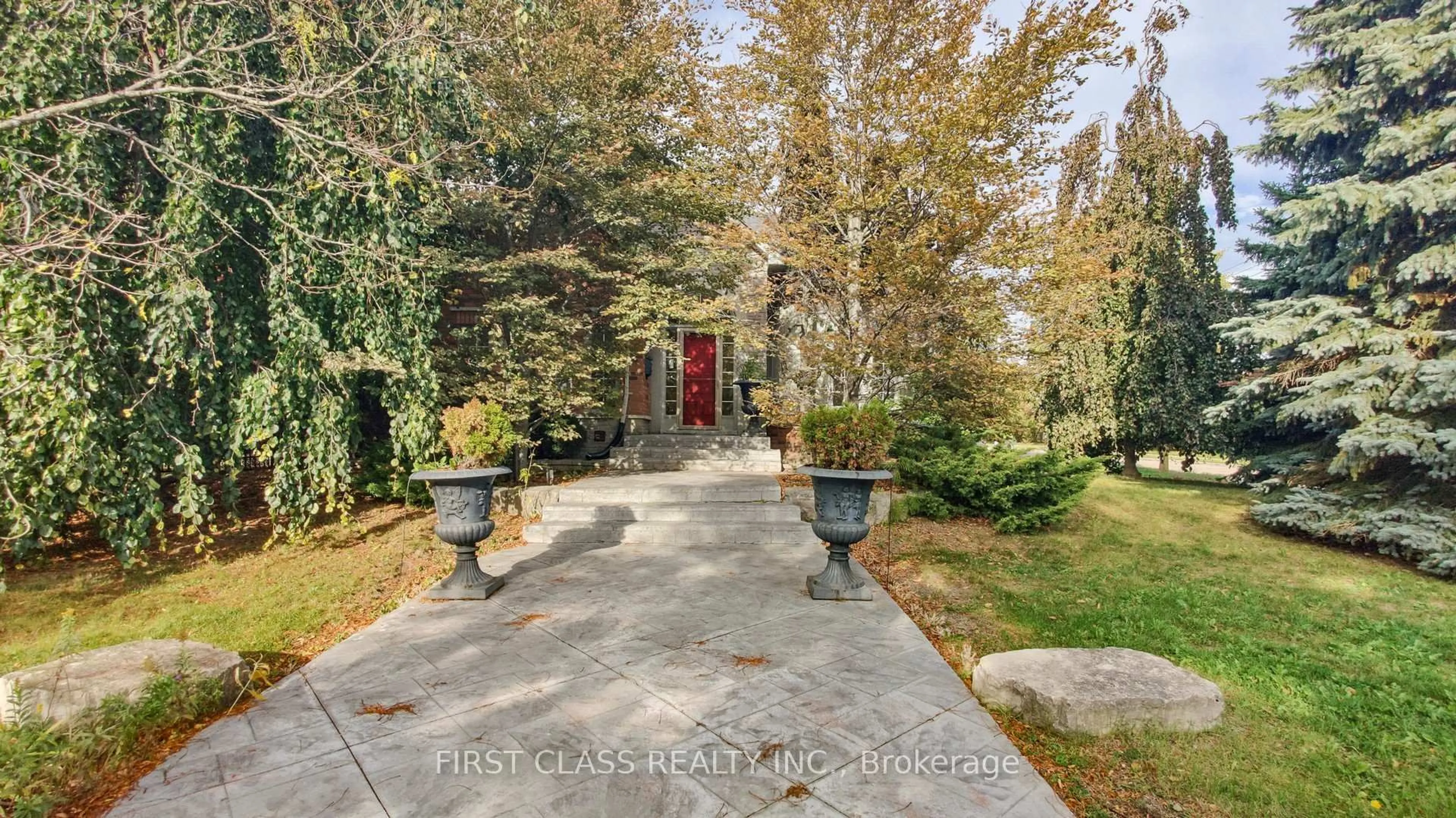 Unknown for 116 Kinloch Cres, Vaughan Ontario L6A 2E9