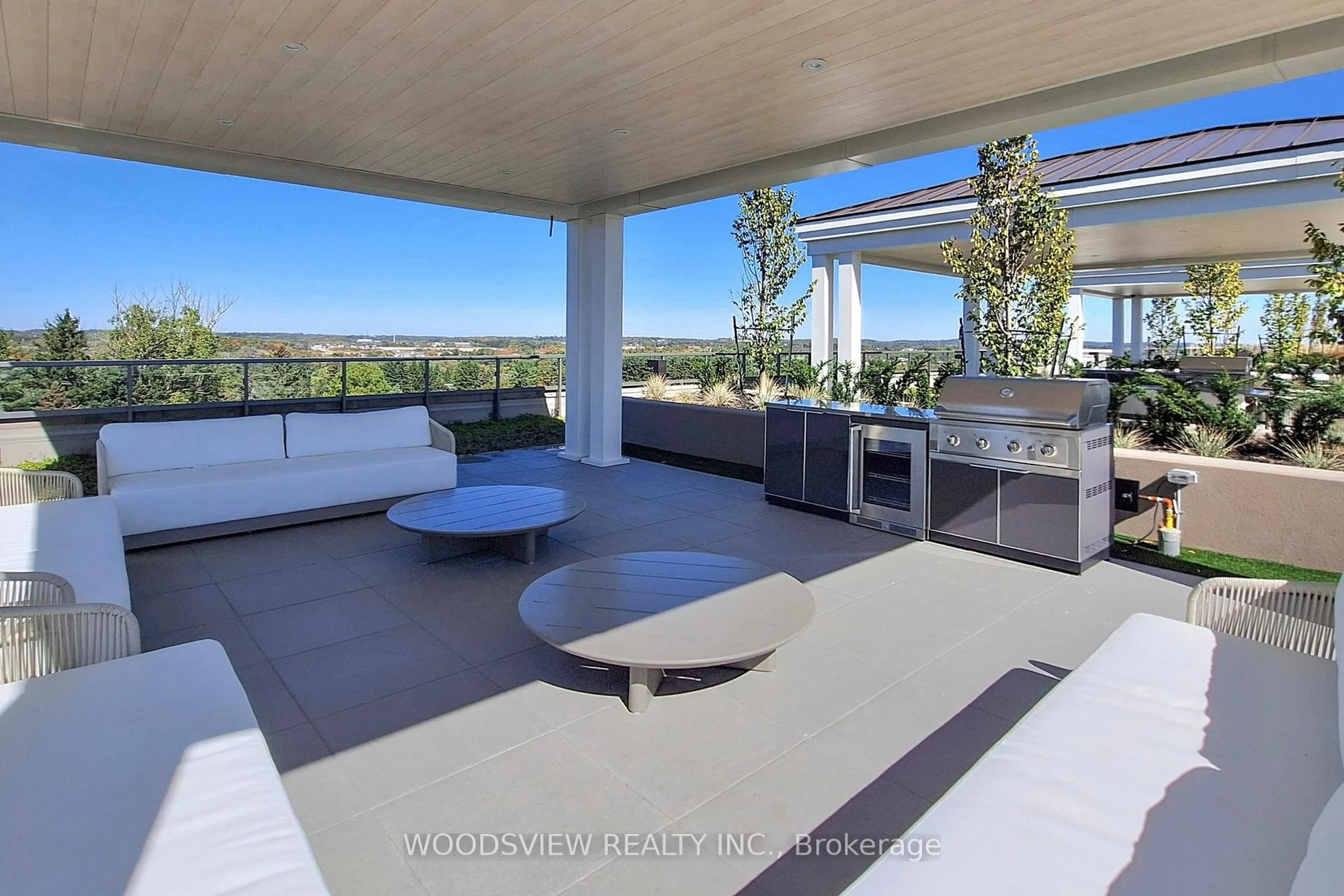 Patio, water/lake/river/ocean view for 2075 King Rd #533, King Ontario L7B 0R6