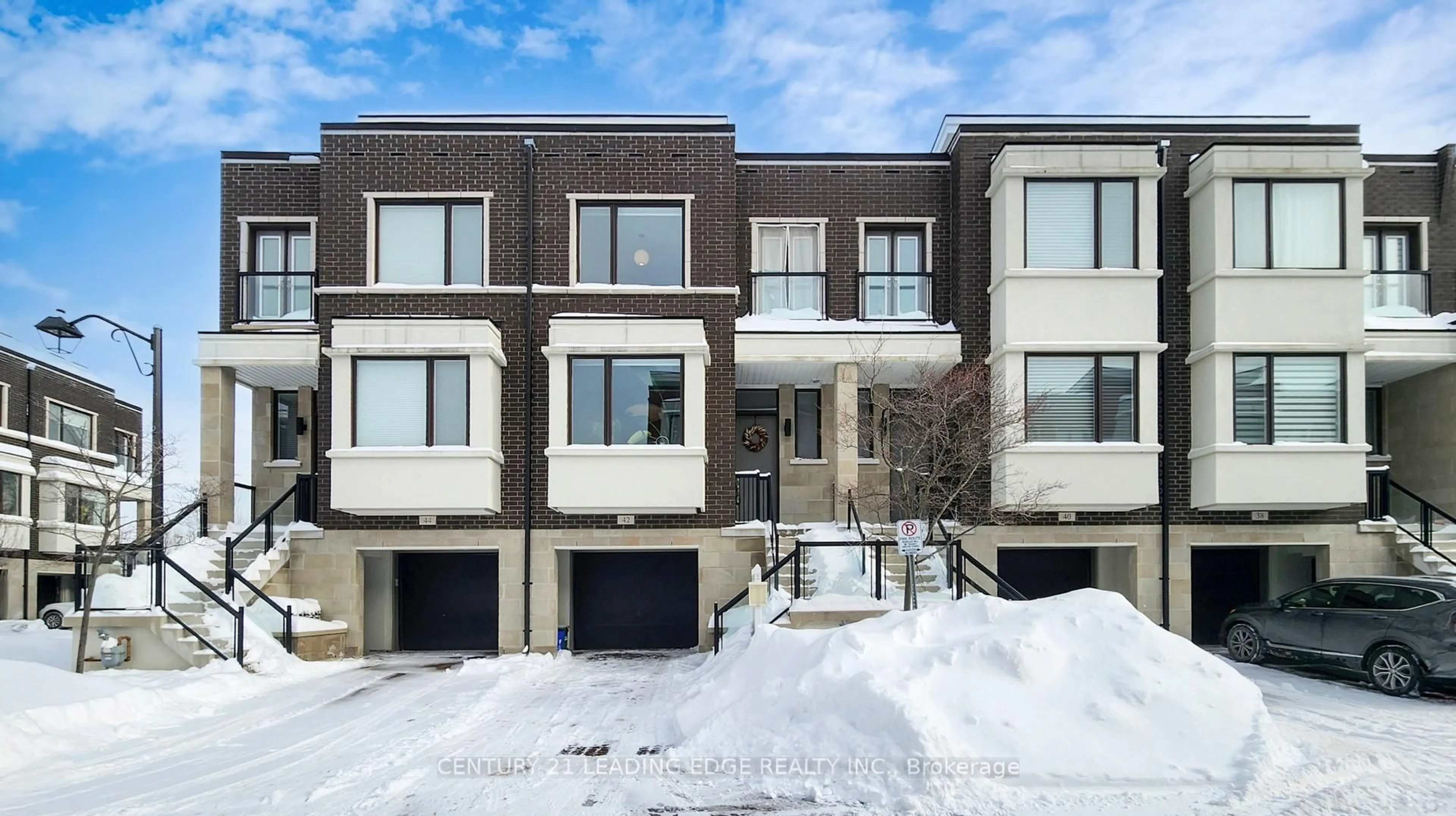 Unknown for 42 Genuine Lane, Richmond Hill Ontario L4B 0E5