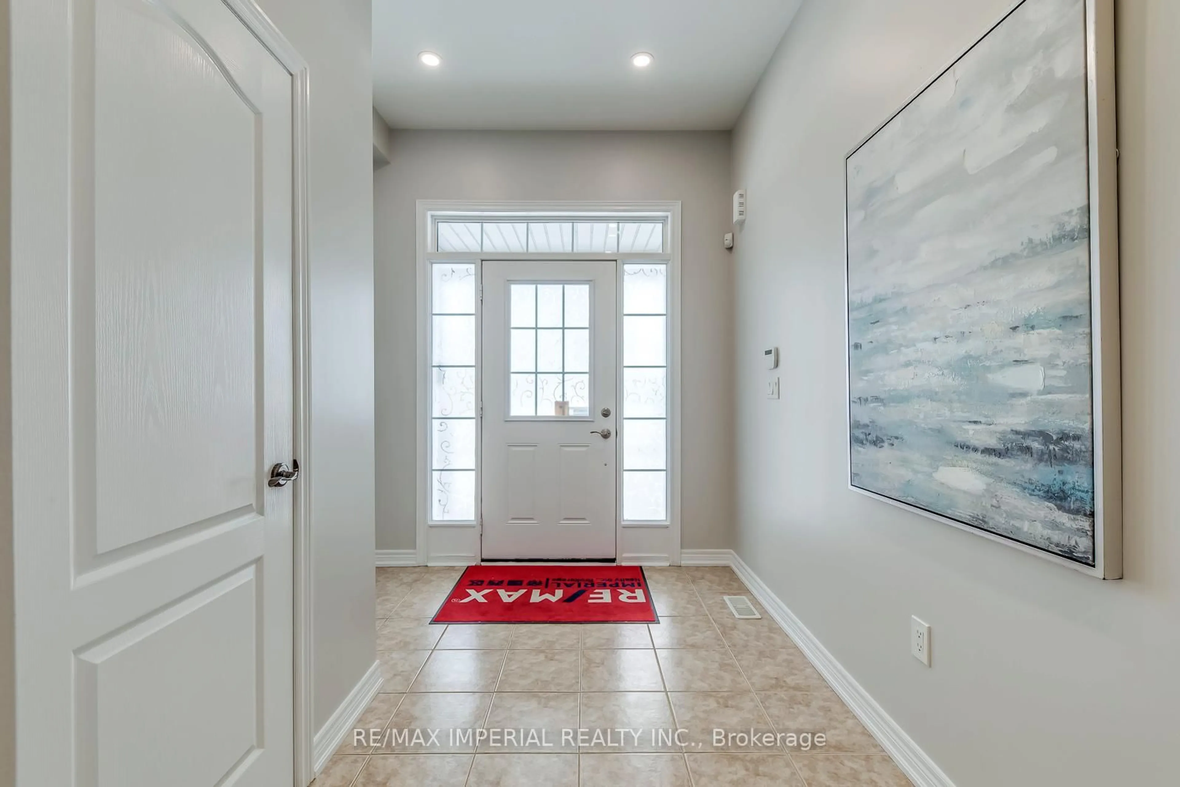 Indoor entryway for 43 Sibella Way, Vaughan Ontario L4H 3B7