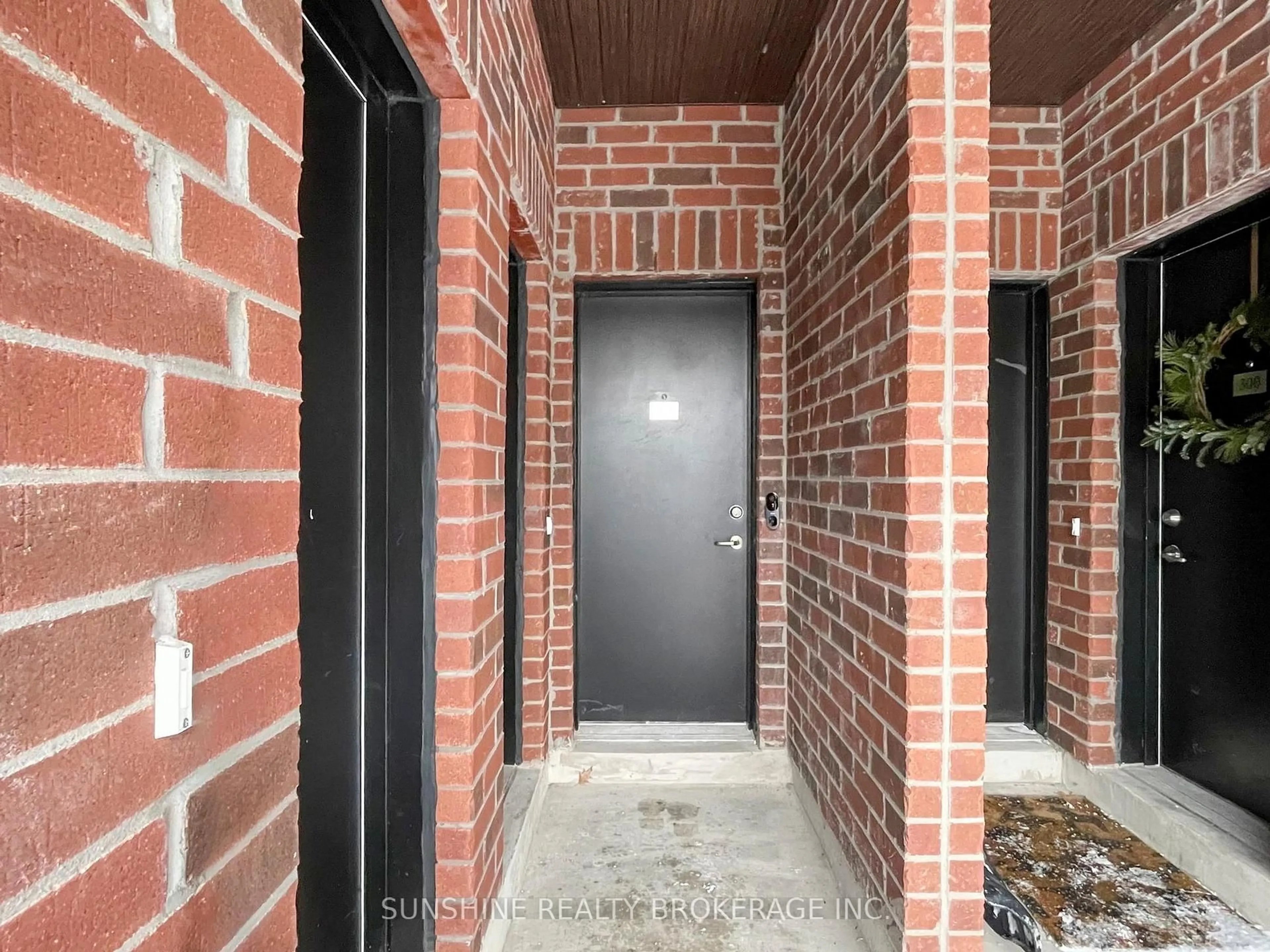 Unknown for 2 Linsmore Pl #403, Whitchurch-Stouffville Ontario L4A 4T4