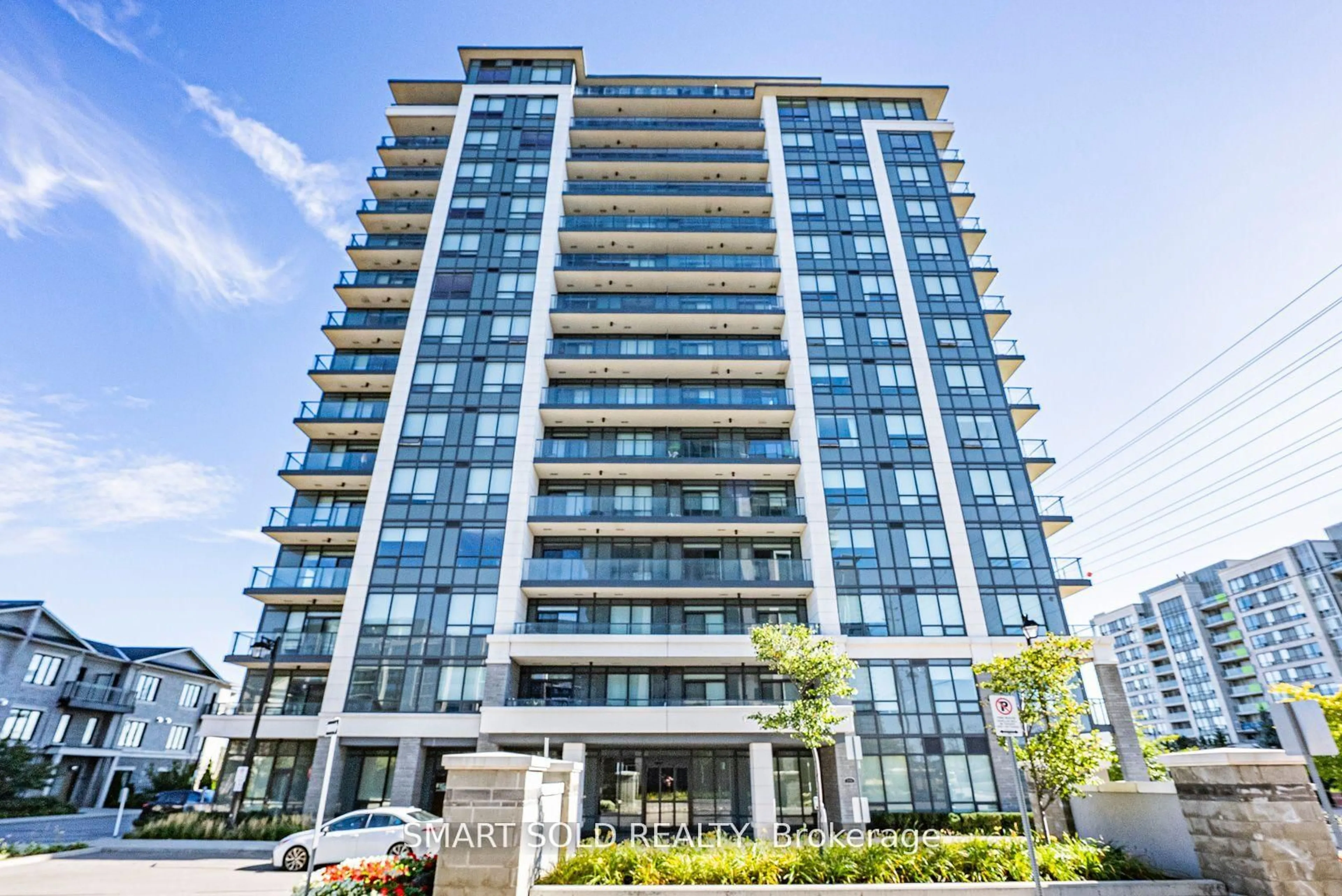 Indoor foyer for 398 Hwy 7 #1012, Richmond Hill Ontario L4B 0G6