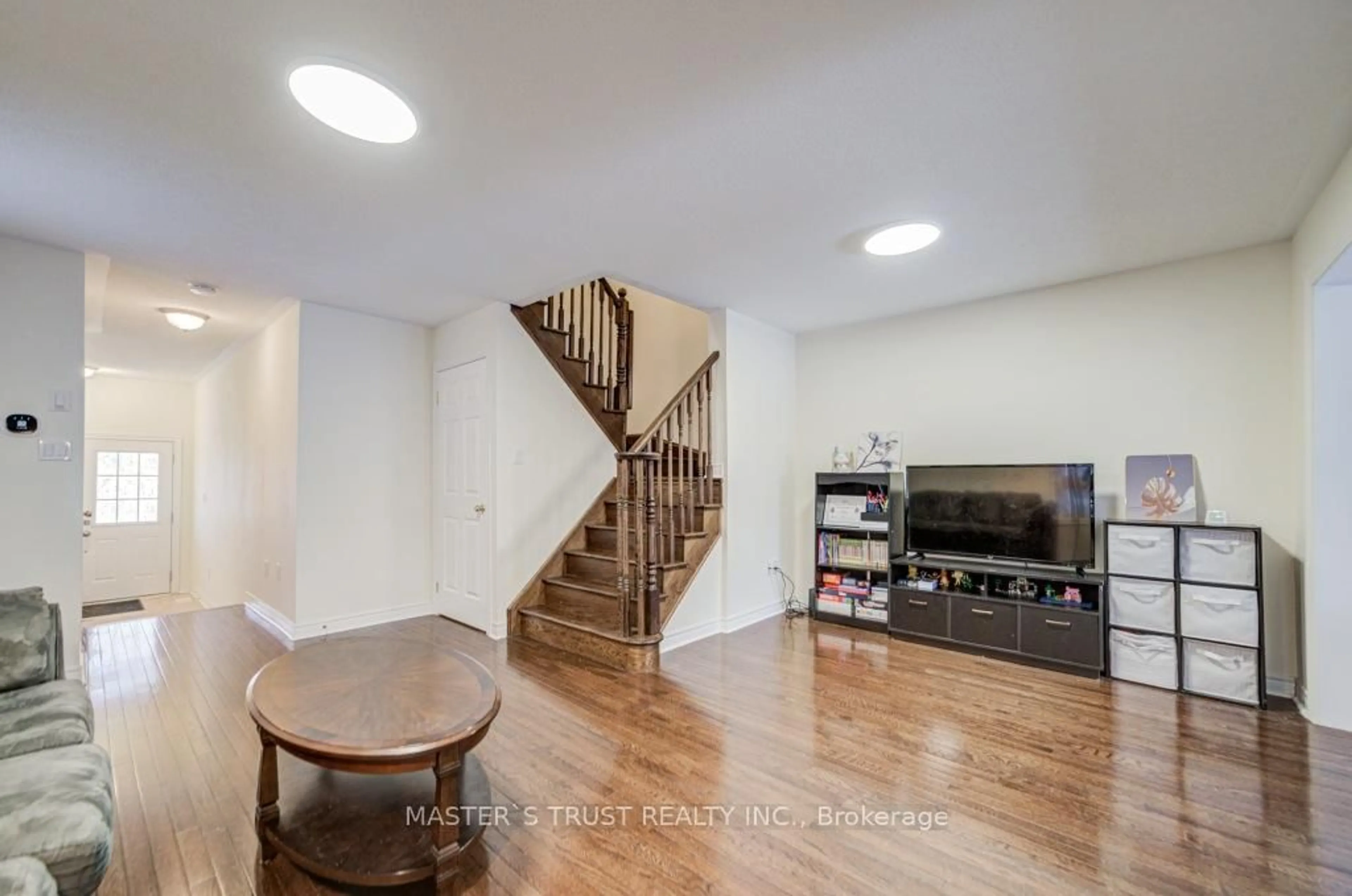 Unknown for 77 Harvest Hills Blvd, East Gwillimbury Ontario L9N 0B4