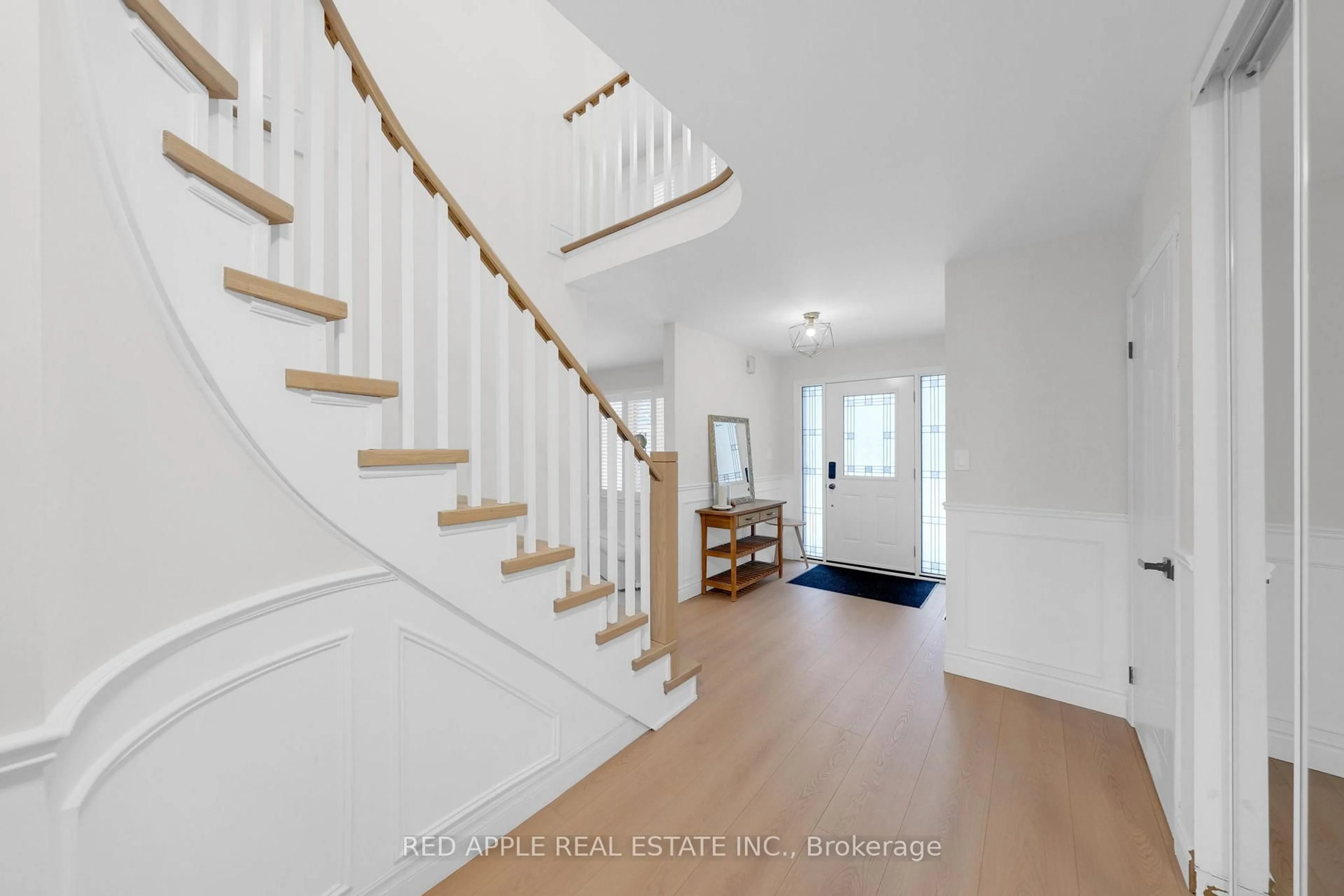 Unknown for 131 Northgate Dr, Bradford West Gwillimbury Ontario L3Z 2Z7