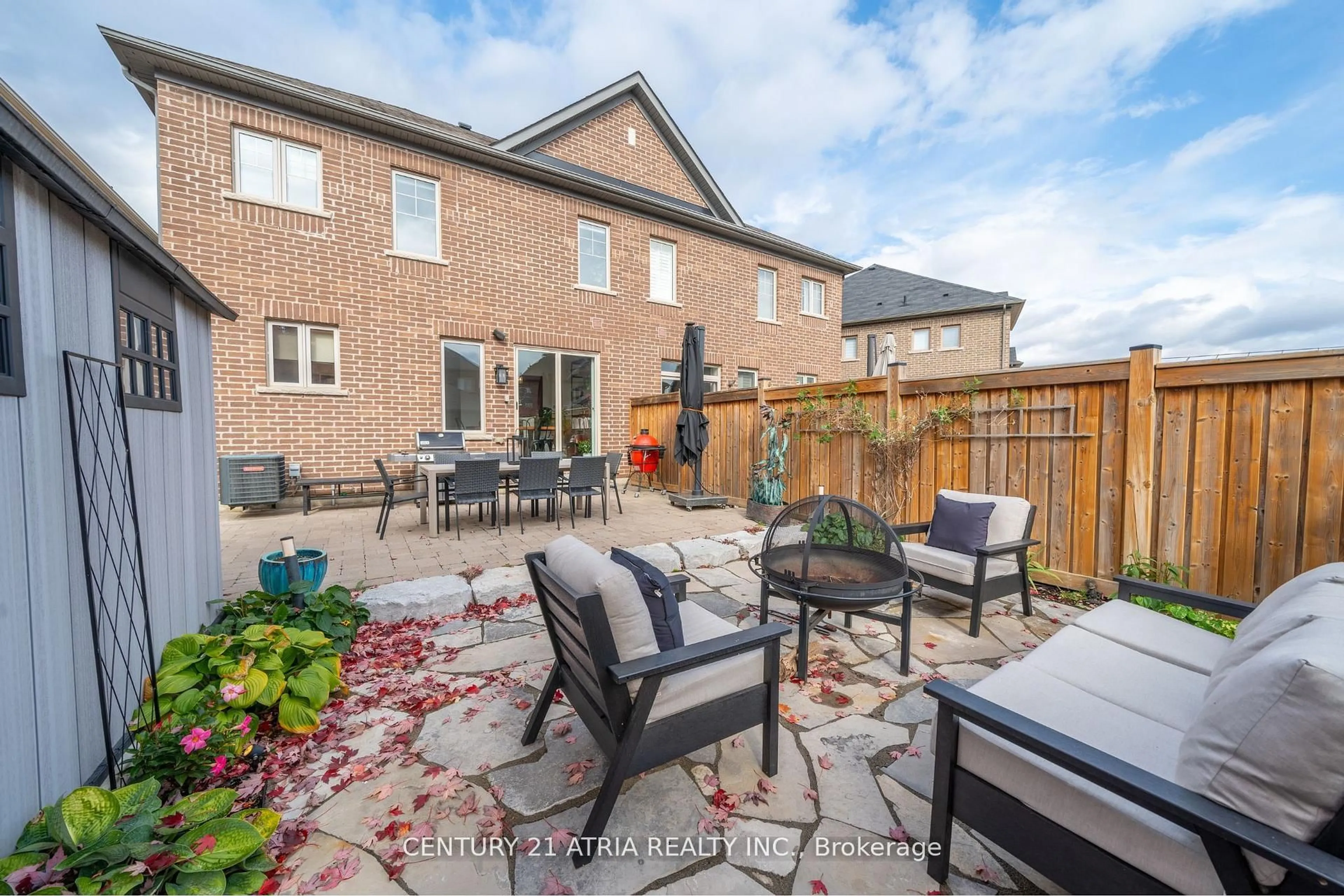 Patio, street for 194 Kincardine St, Vaughan Ontario L4H 4J2