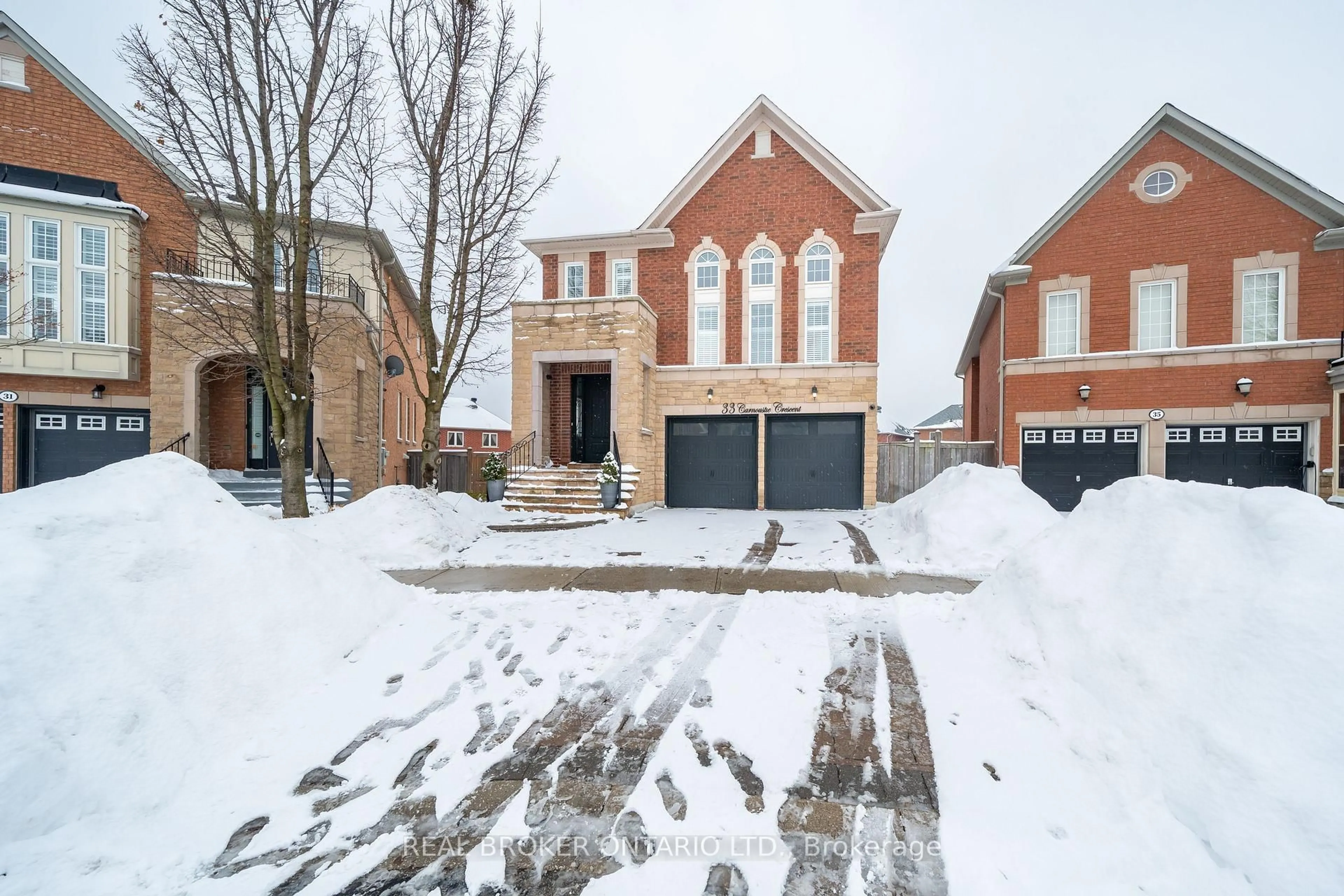 Unknown for 33 Carnoustie Cres, Richmond Hill Ontario L4E 0A2