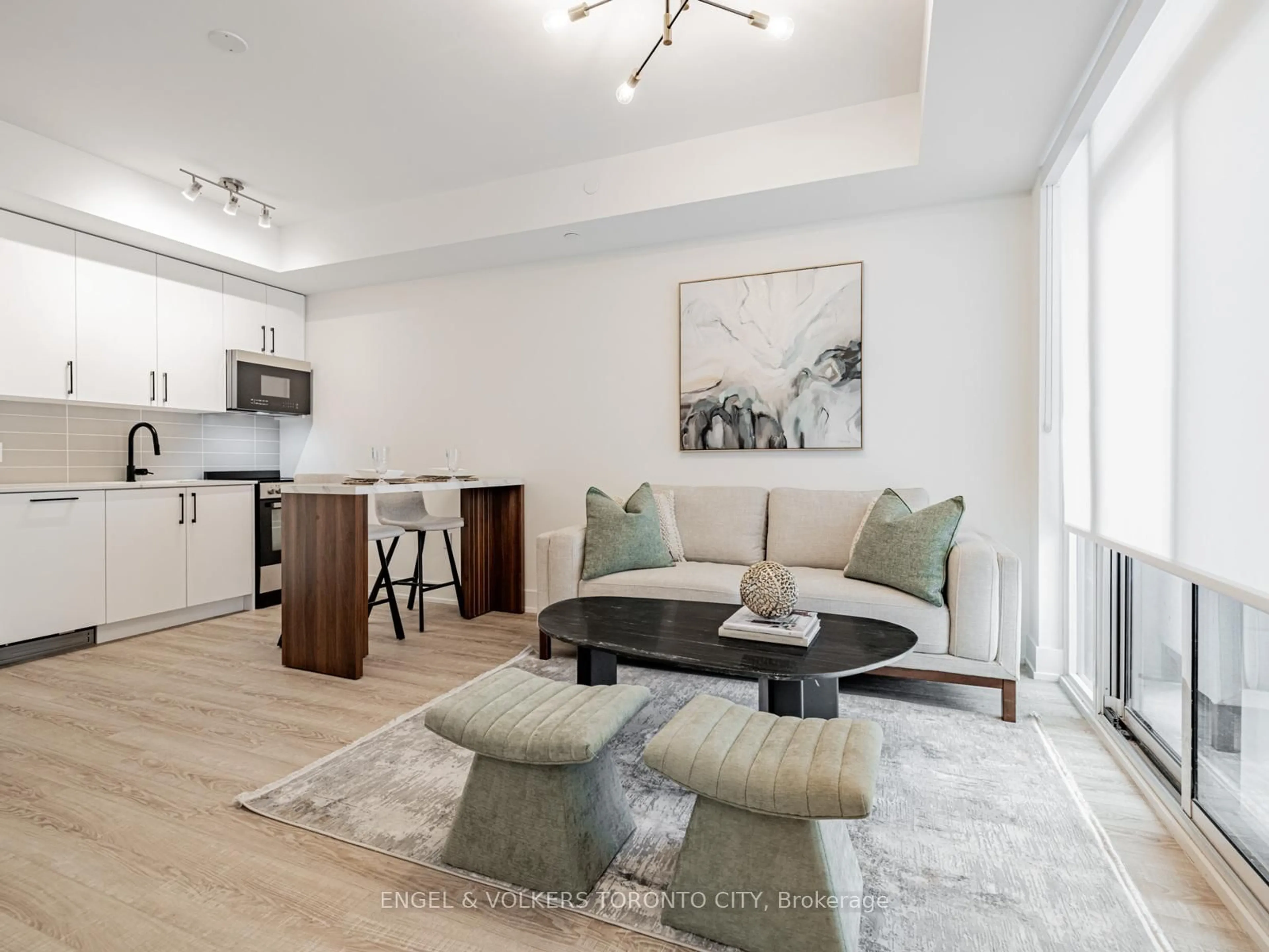 Living room with furniture, unknown for 2075 King Rd #249, King Ontario L7B 0R6