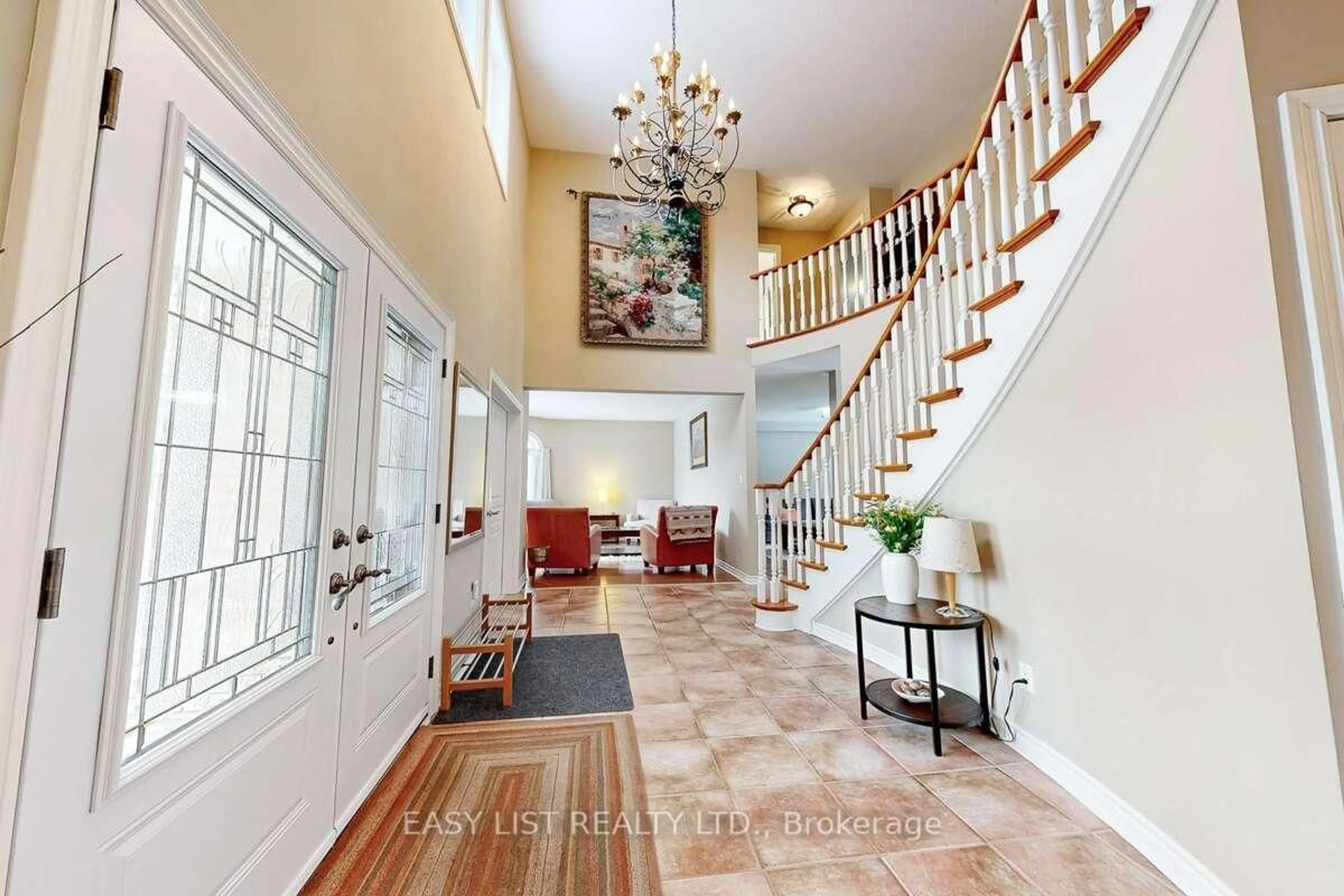 Indoor foyer for 37 Nevada Cres, Vaughan Ontario L6A 2V5