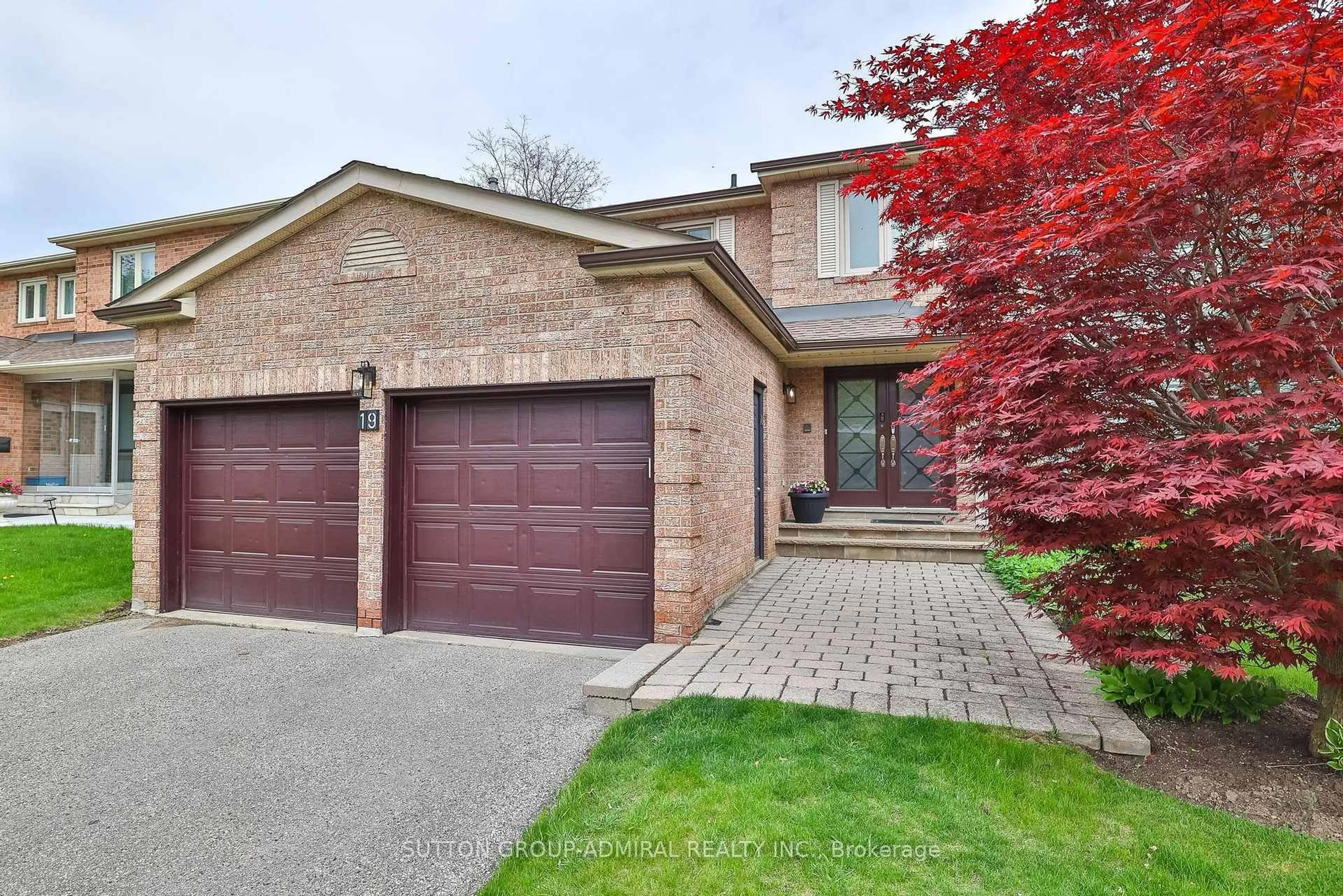 Home with brick exterior material, street for 19 Bevshire Circ, Vaughan Ontario L4J 5B3