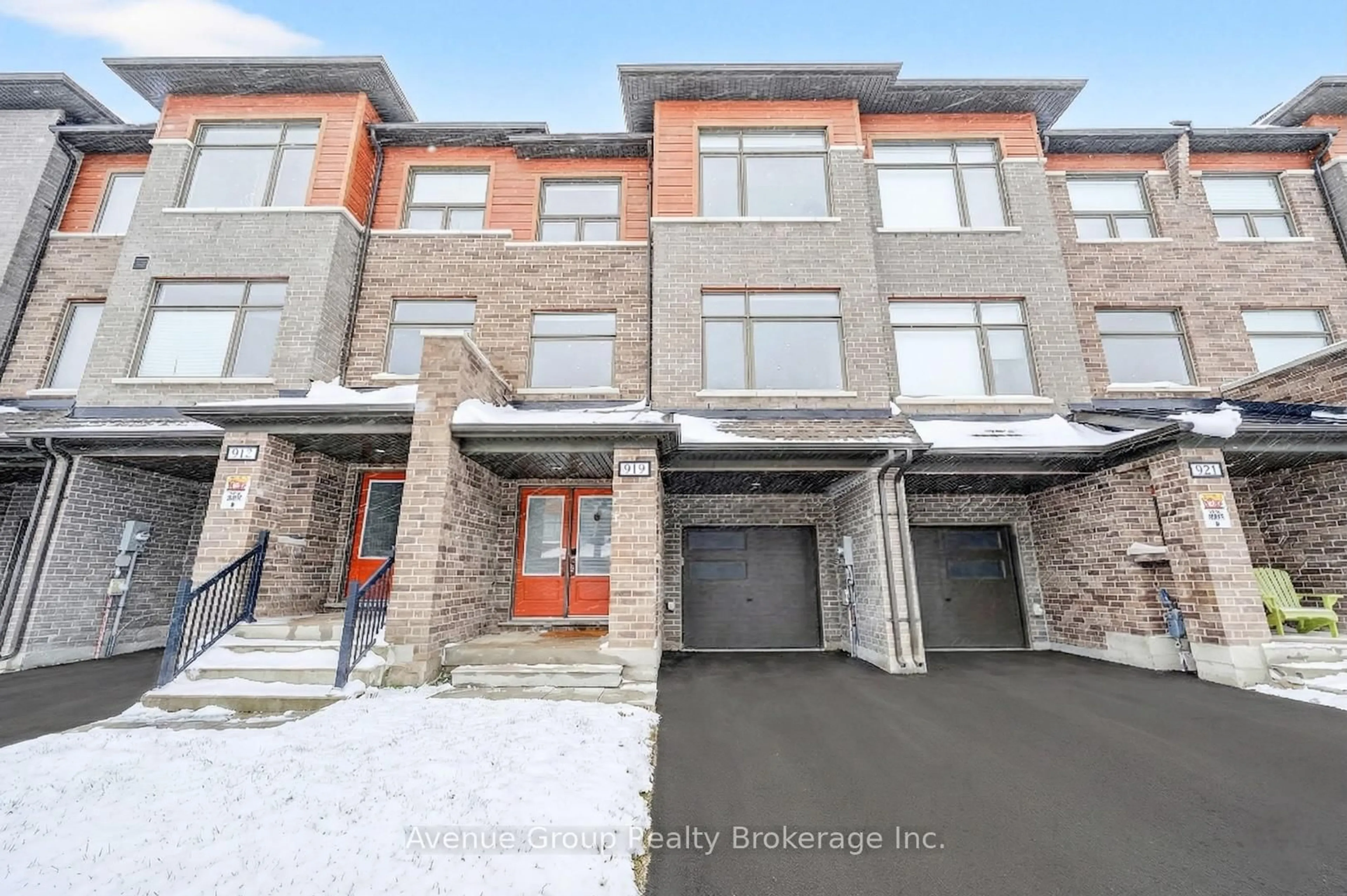 Unknown for 919 Isaac Phillips Way, Newmarket Ontario L3X 0M7