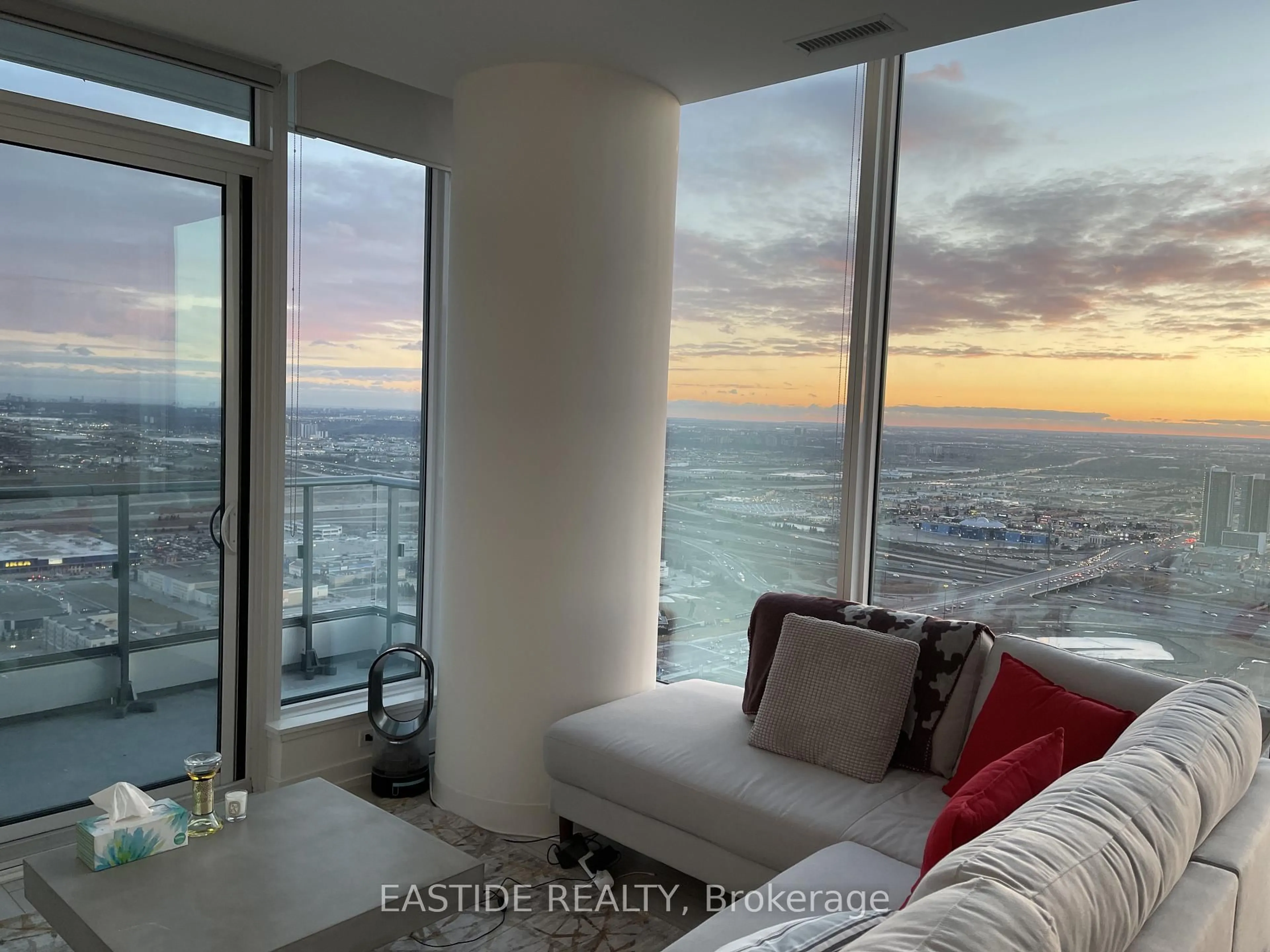 A pic of a room for 5 Buttermill Ave #5309, Vaughan Ontario L4K 0J5