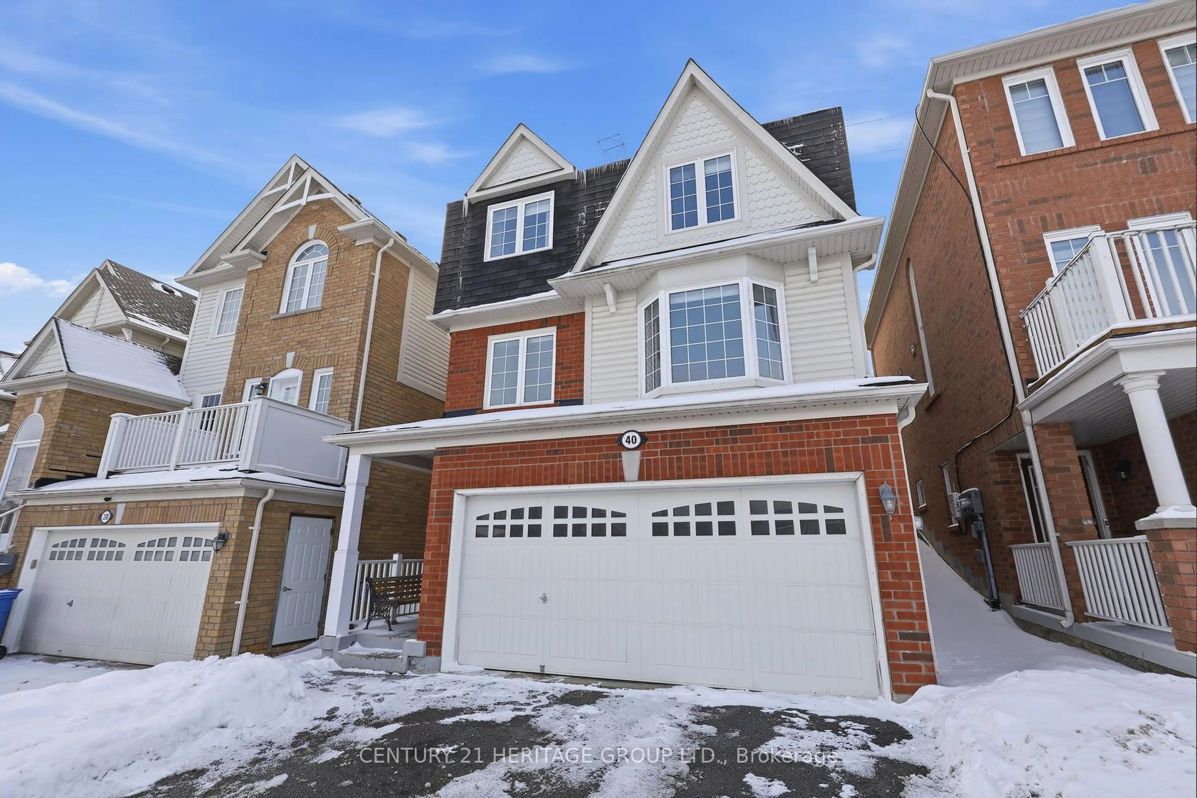 Home with brick exterior material, street for 40 Cliff Gunn Rd, Newmarket Ontario L3X 3J8