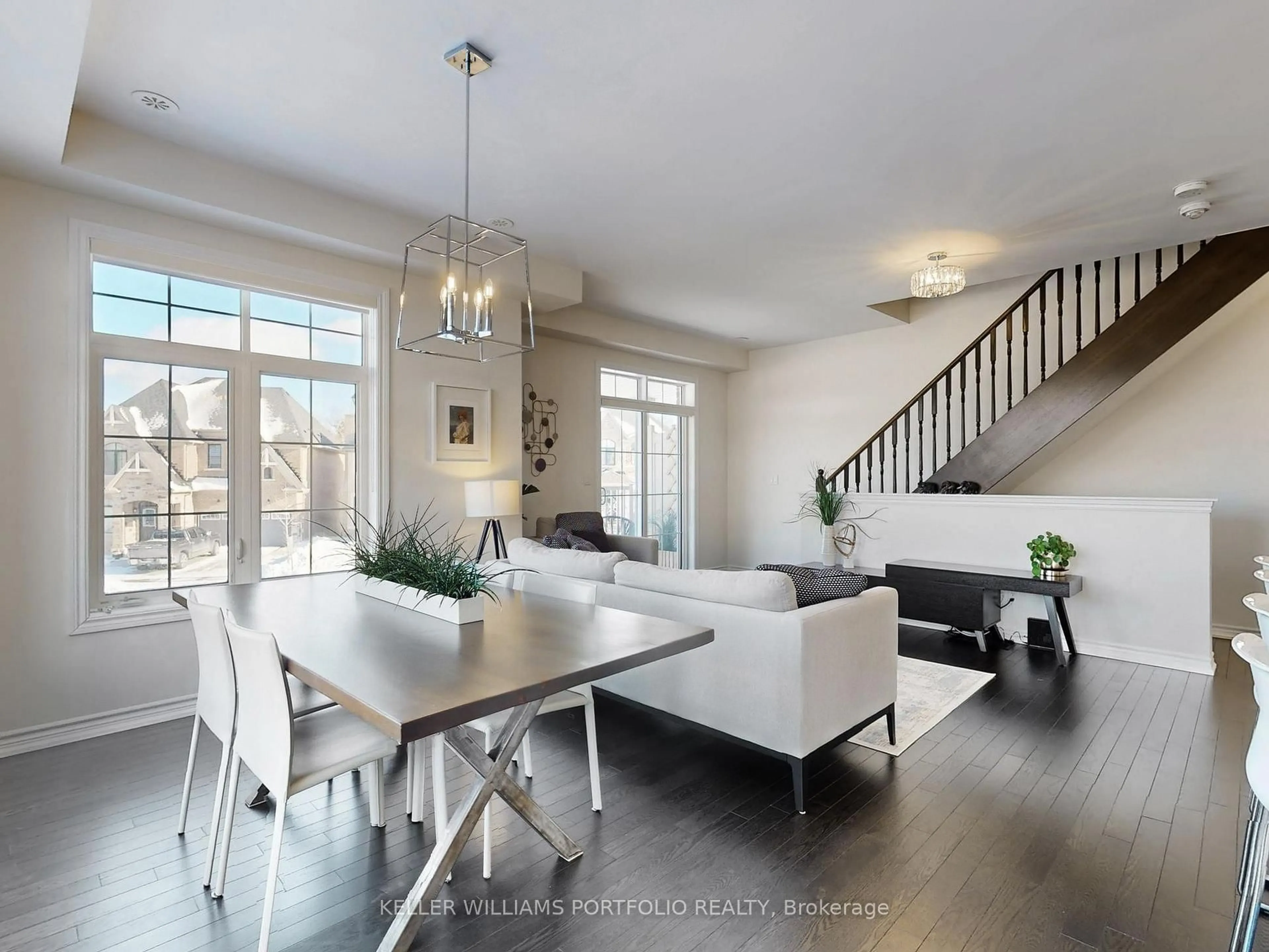 Dining room, unknown for 53 Blackpool Lane, East Gwillimbury Ontario L9N 0R7