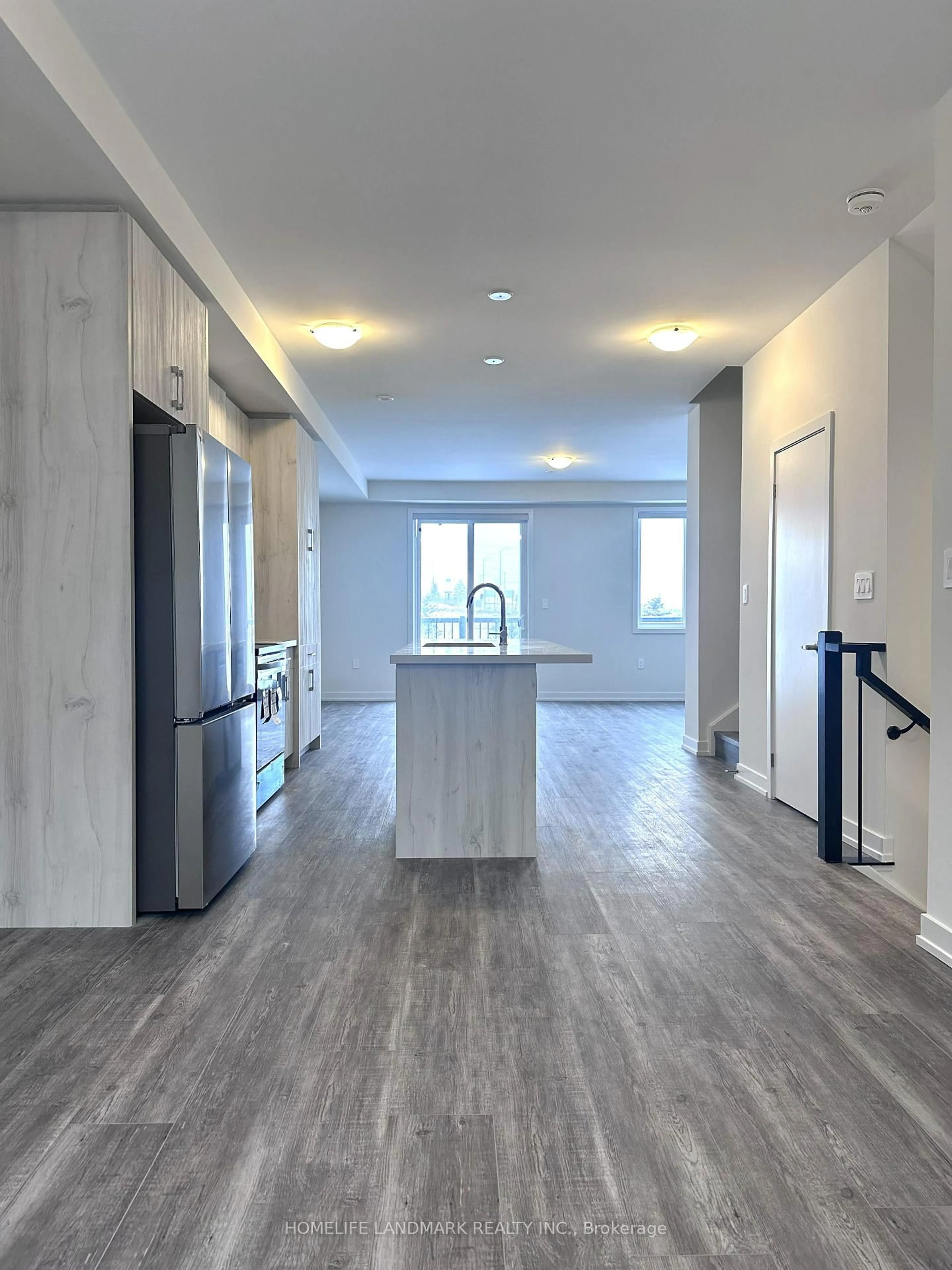 Open concept kitchen, unknown for 45 Peace Lane, Richmond Hill Ontario L4B 0J4