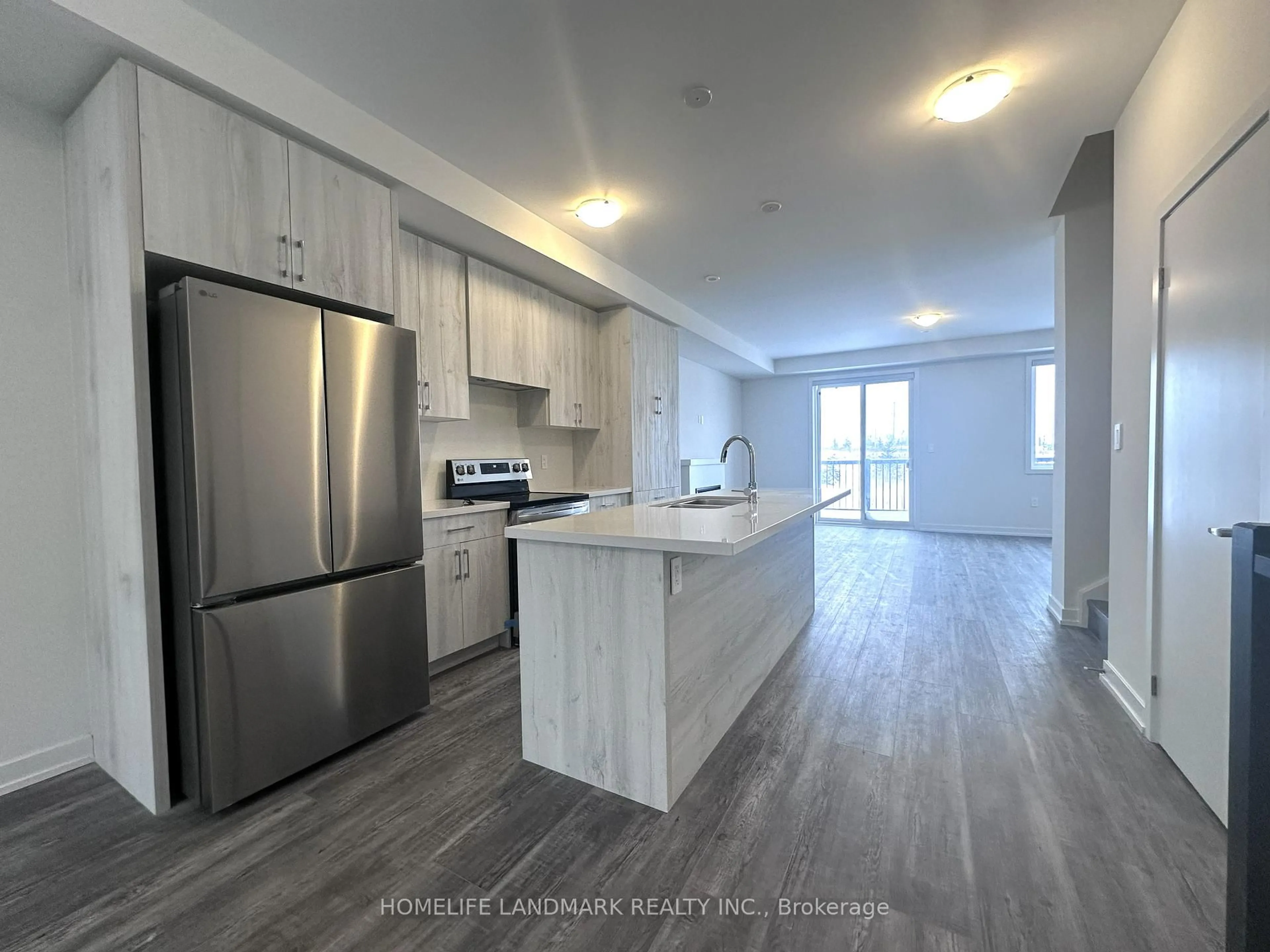 Open concept kitchen, unknown for 45 Peace Lane, Richmond Hill Ontario L4B 0J4